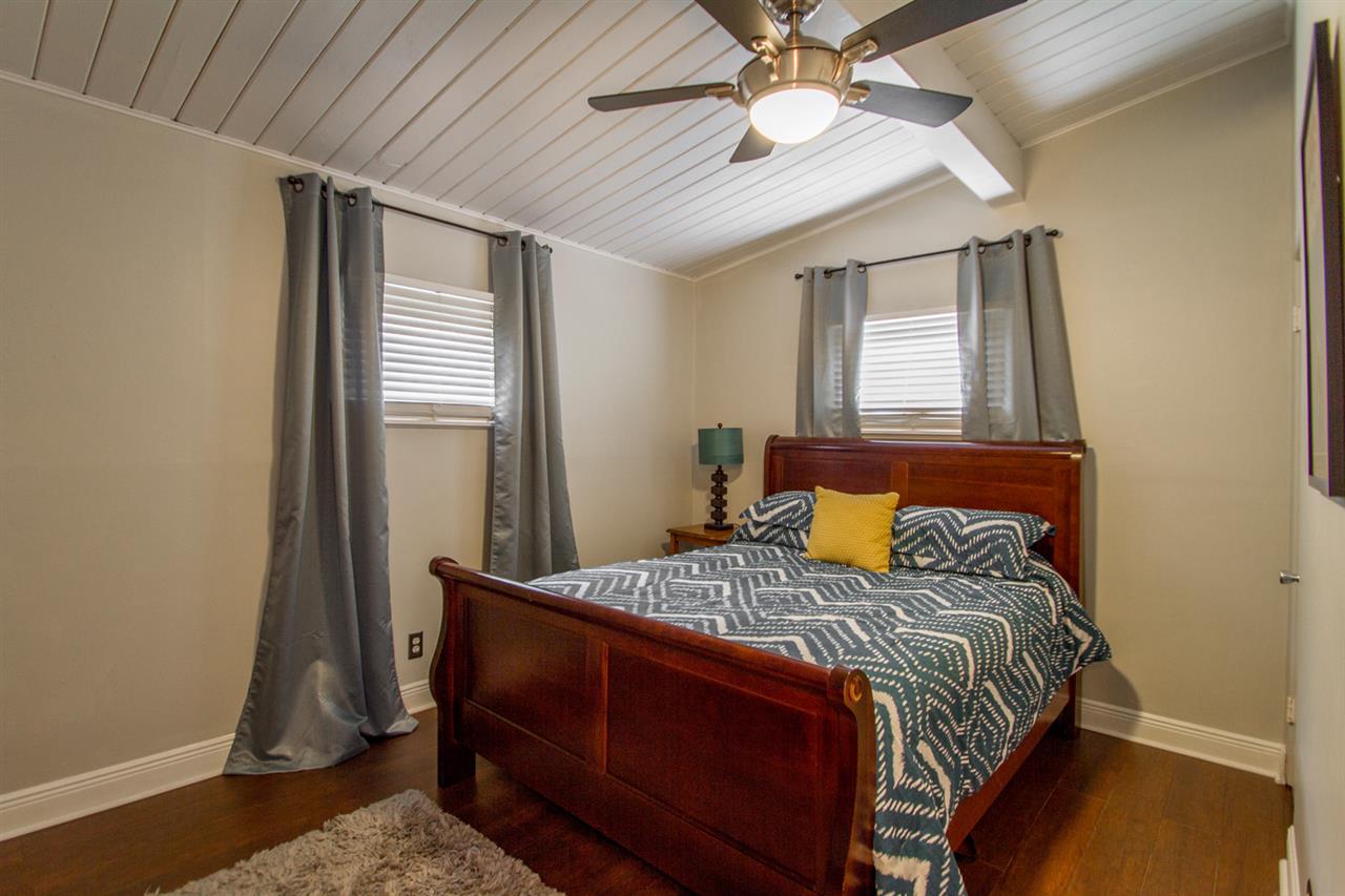 KINGWOOD PLACE - Residential
