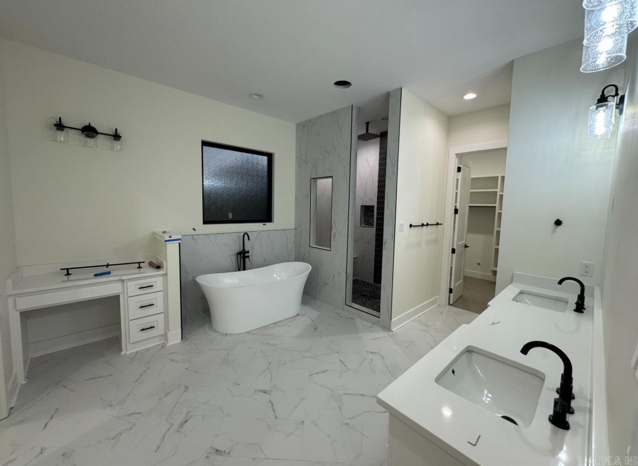 MILLERS GLENN - Residential
