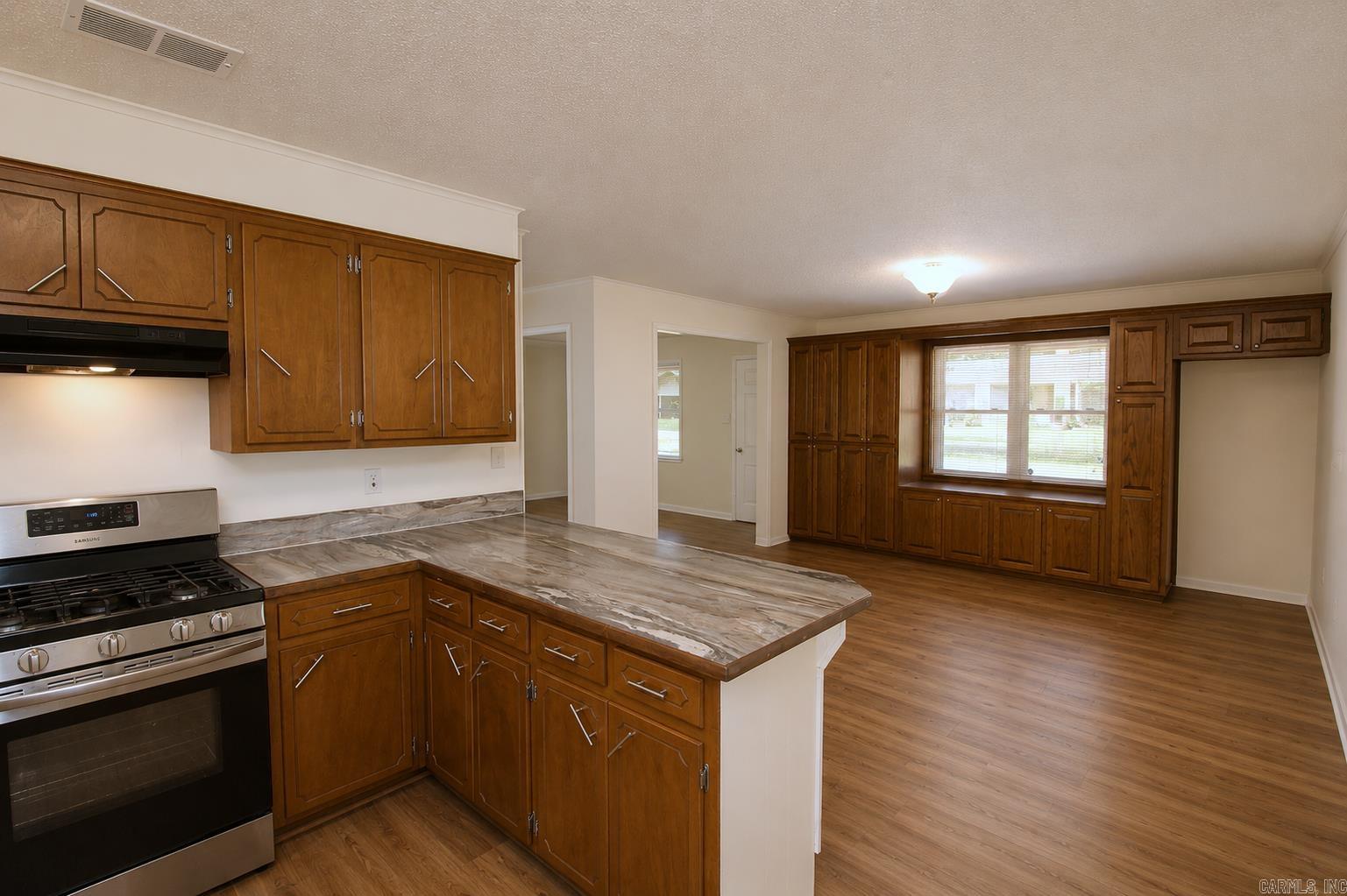 TOLER - Residential