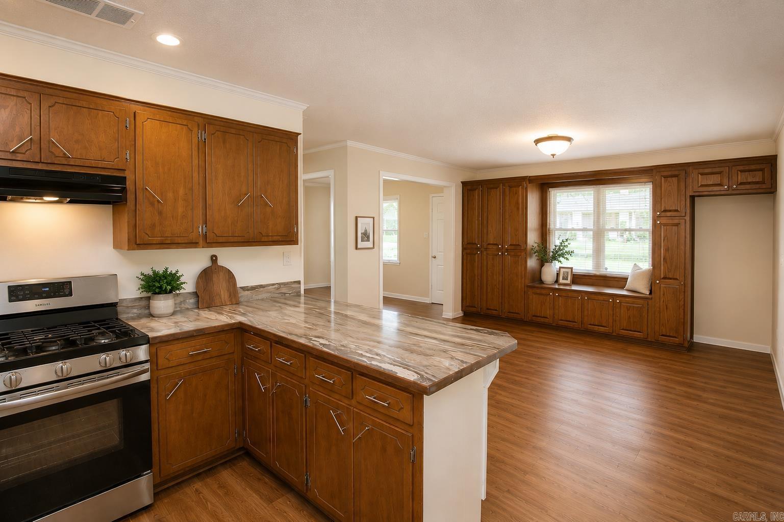 TOLER - Residential