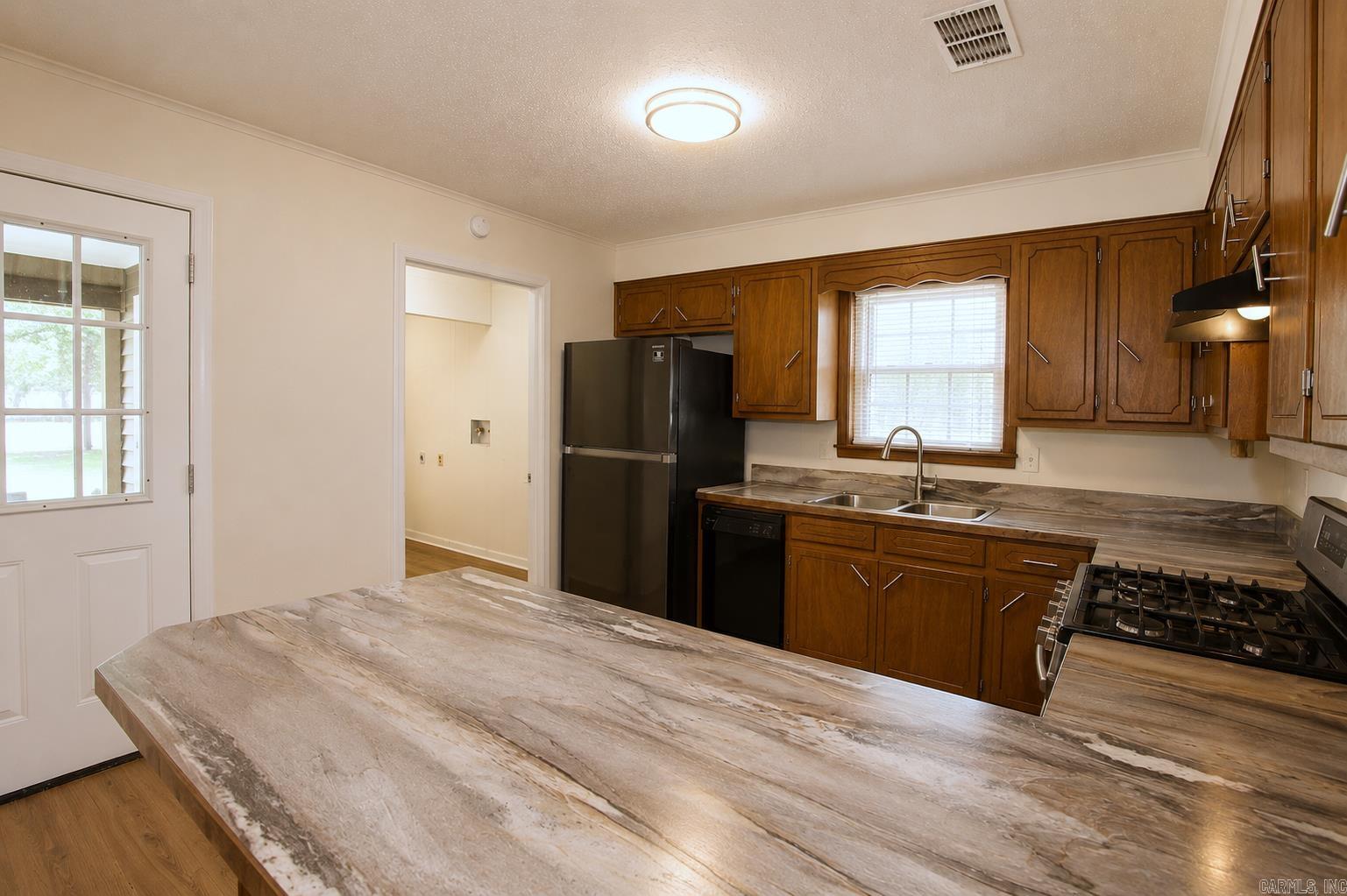 TOLER - Residential