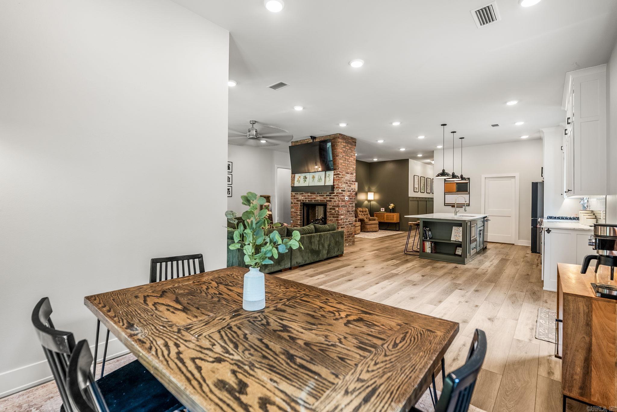 EAGLE RIDGE ESTATES - Residential