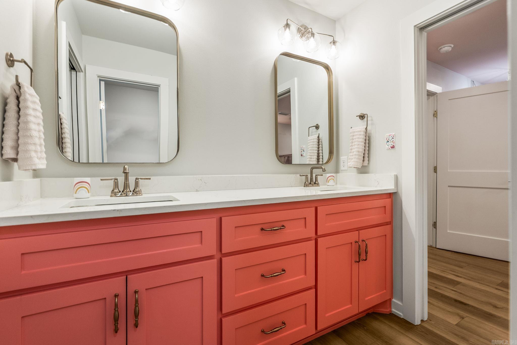 EAGLE RIDGE ESTATES - Residential