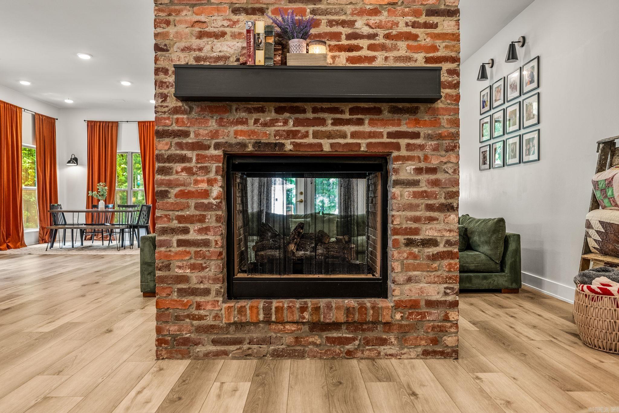 EAGLE RIDGE ESTATES - Residential