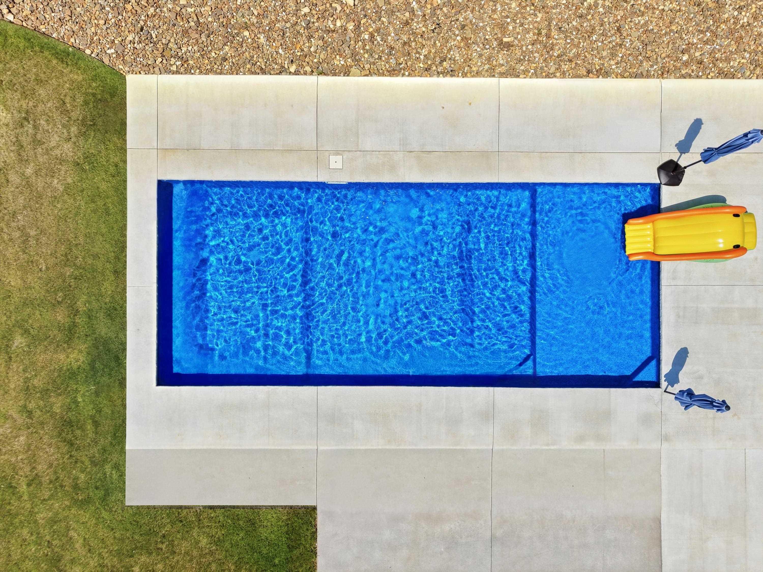 IVY PLACE - Residential