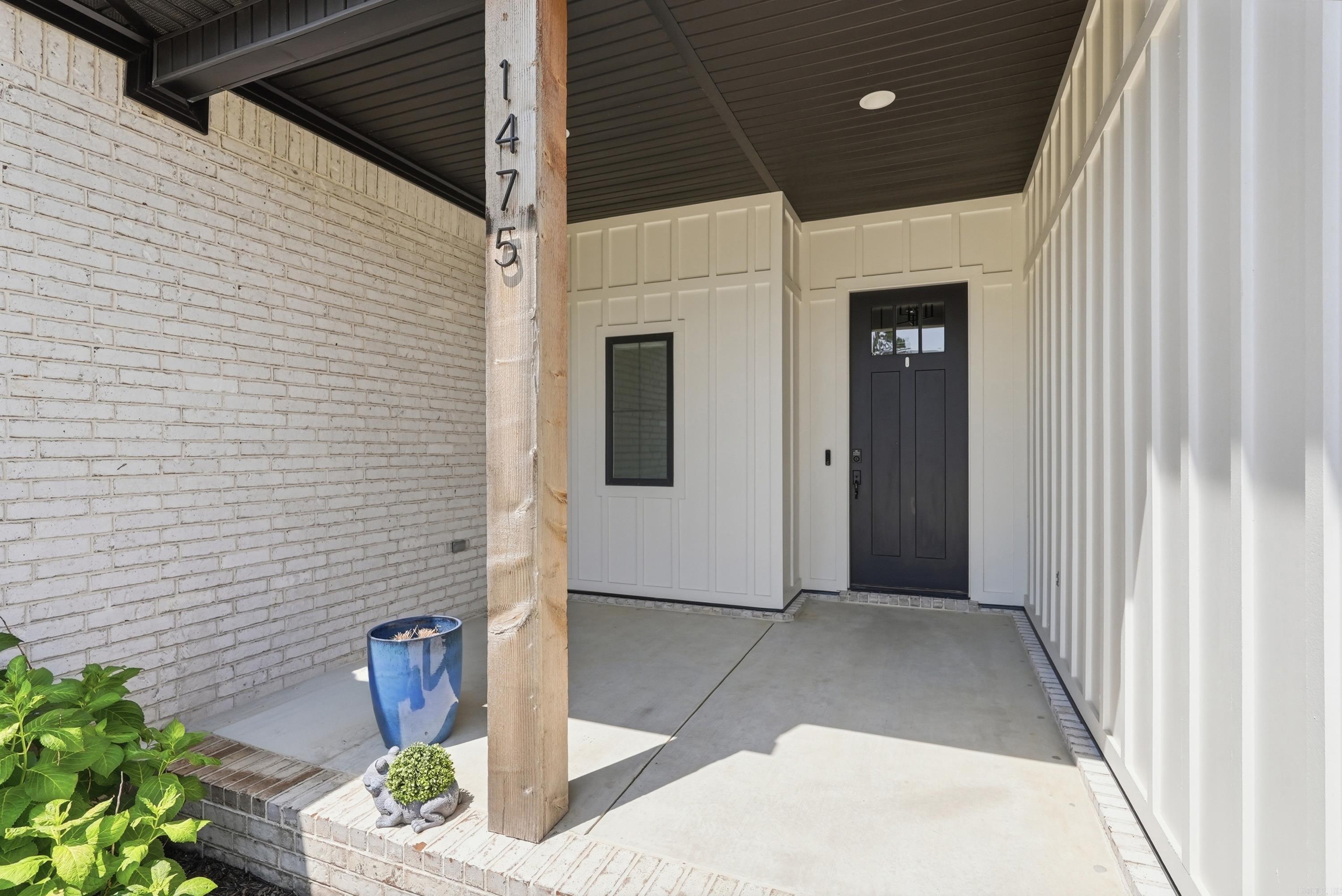 IVY PLACE - Residential