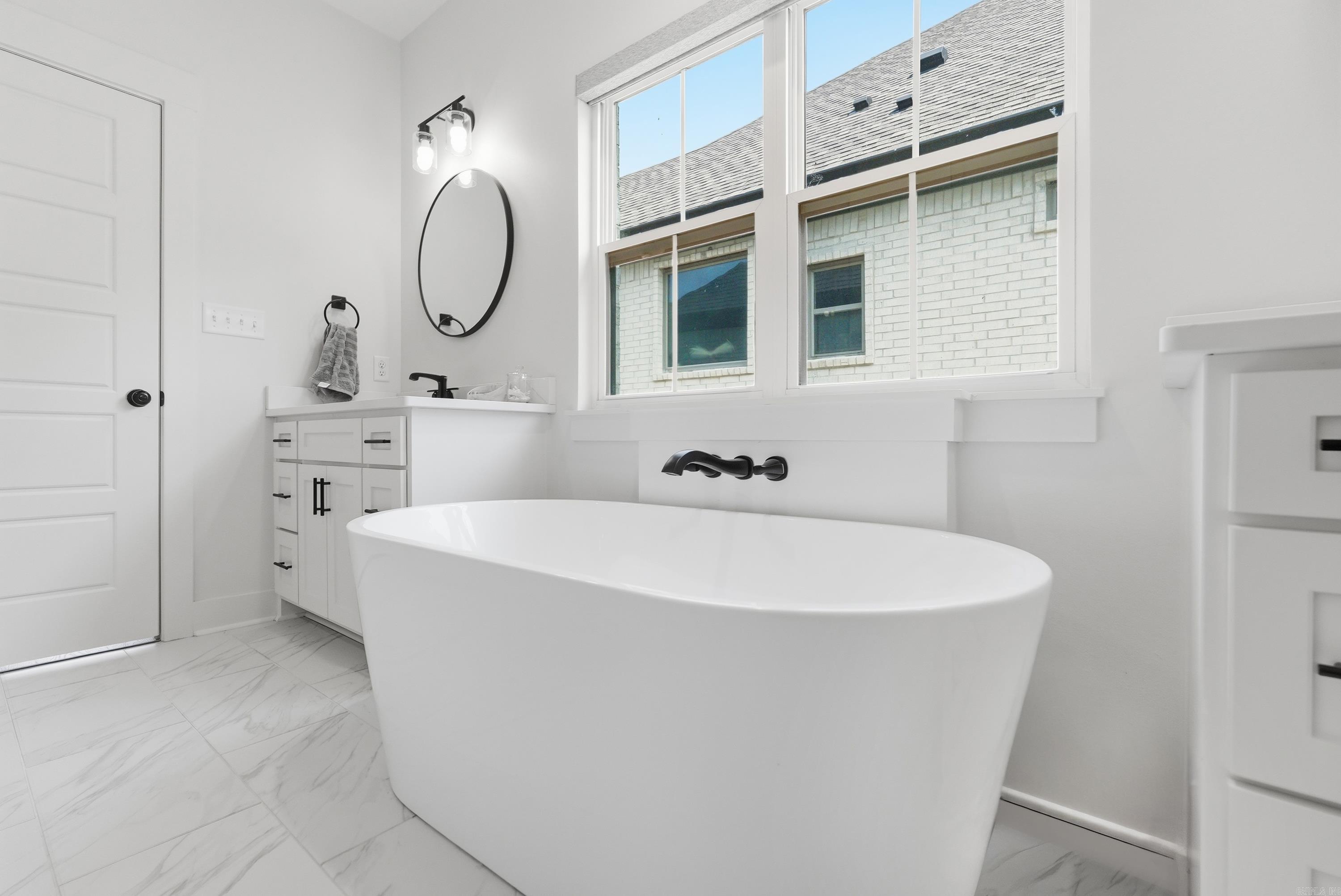 IVY PLACE - Residential