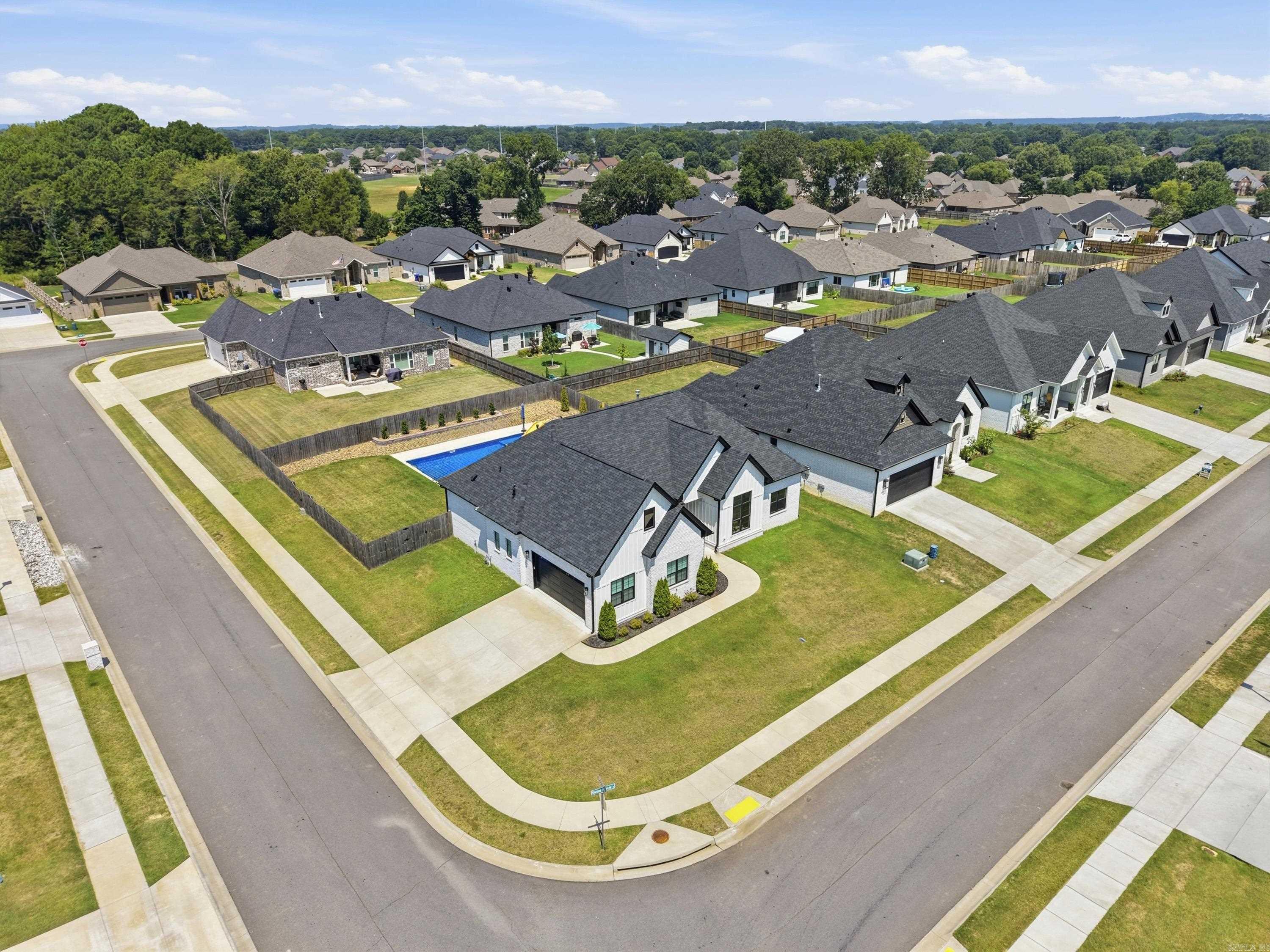 IVY PLACE - Residential