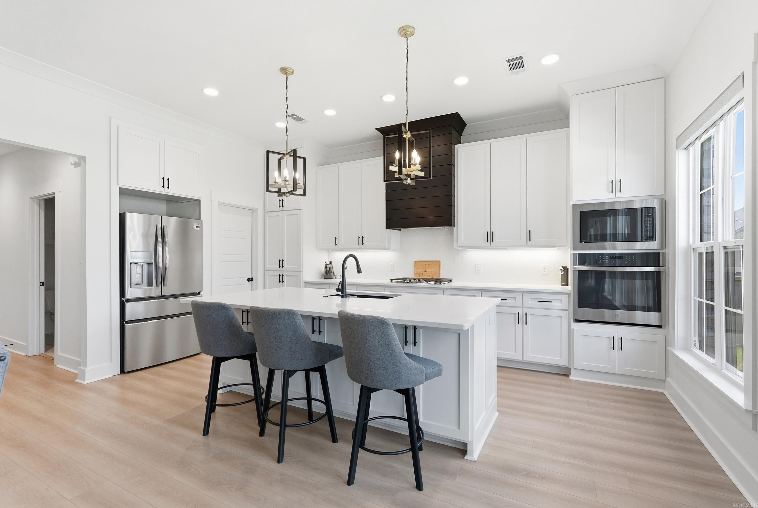IVY PLACE - Residential