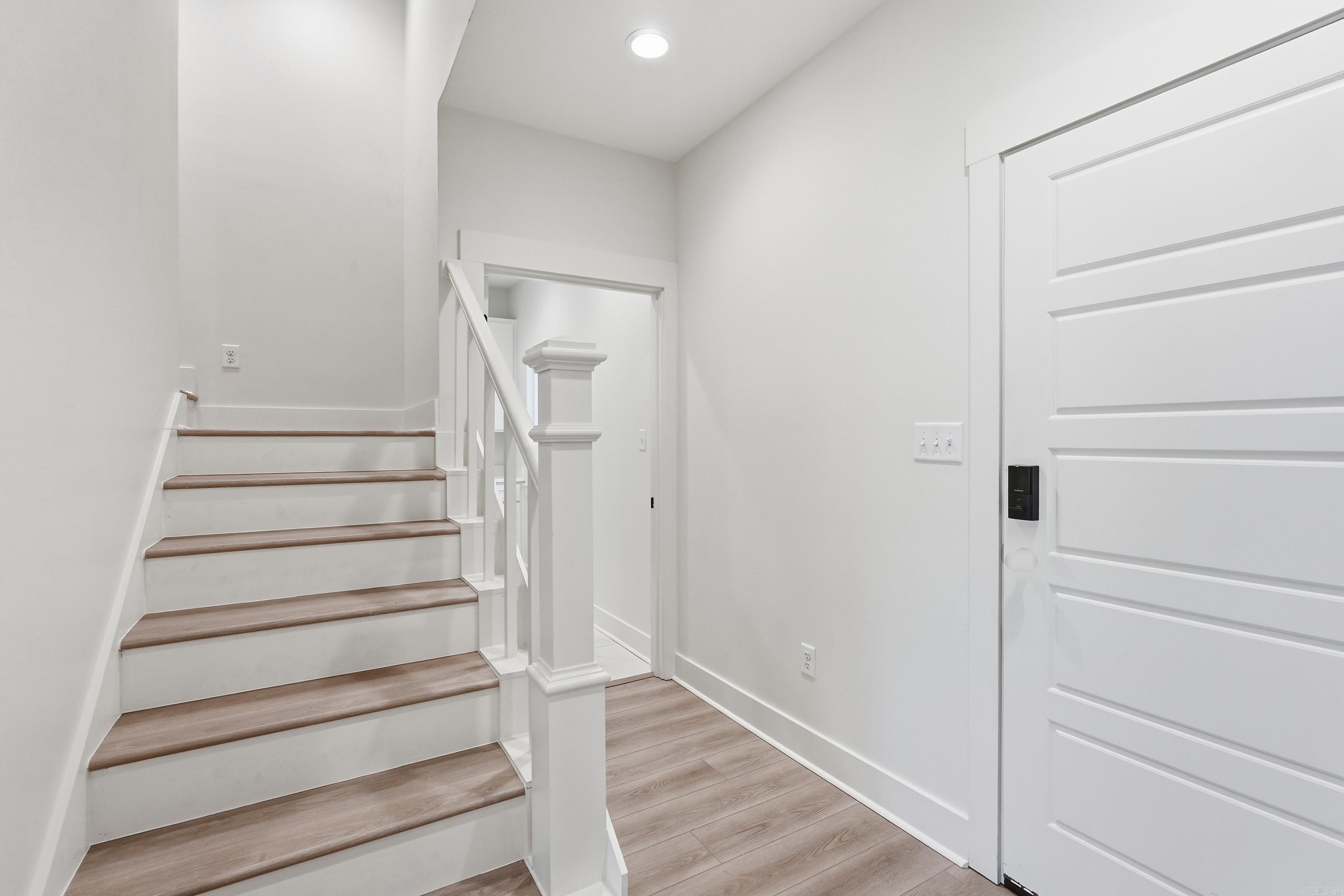 IVY PLACE - Residential