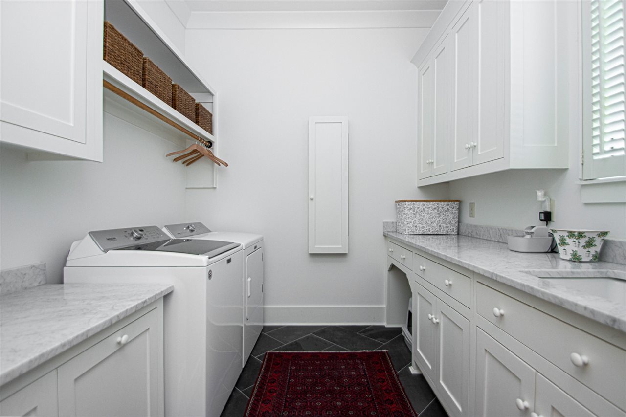 CHENAL VALLEY HALLEN COURT - Residential