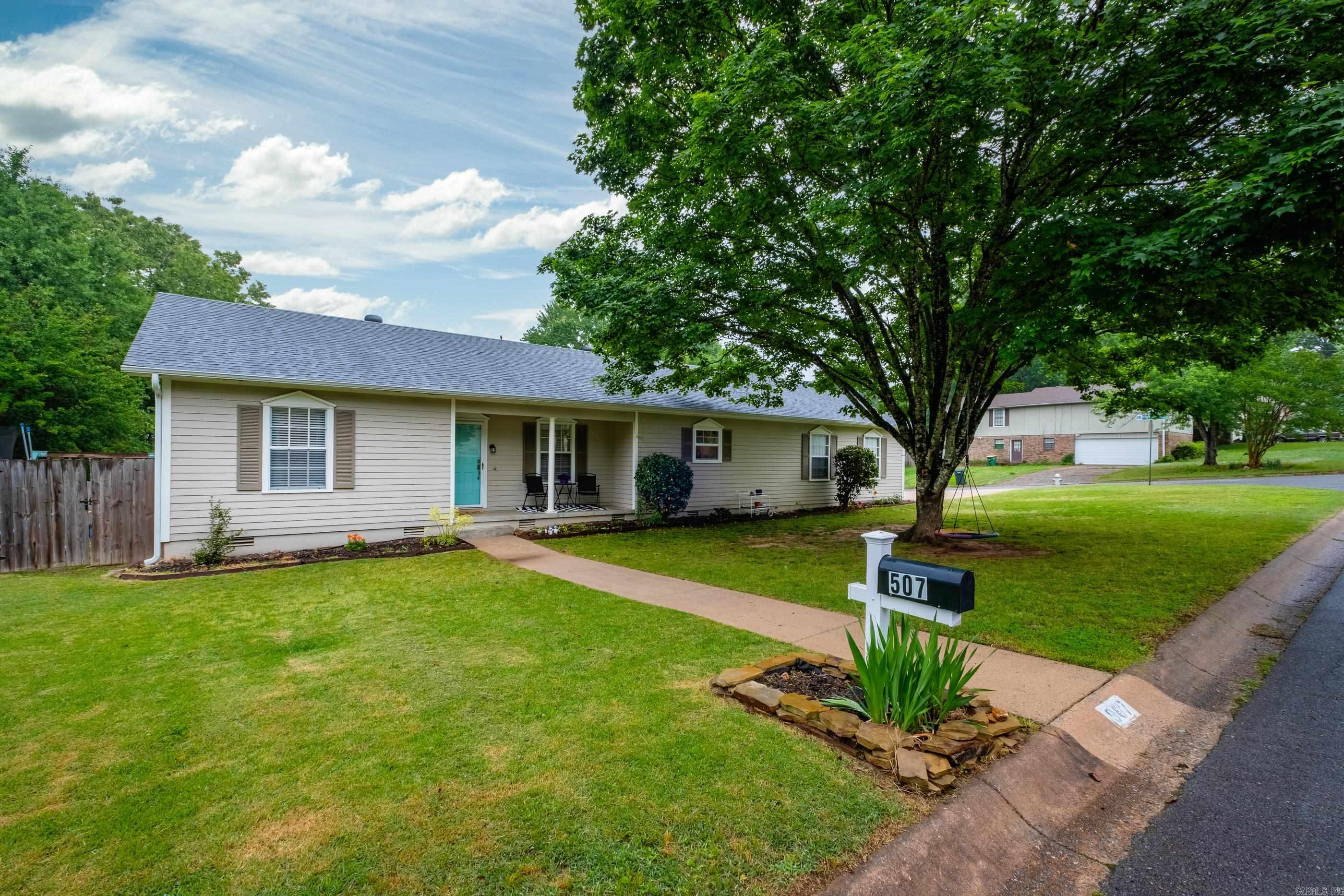 PARKWAY PLACE - Residential