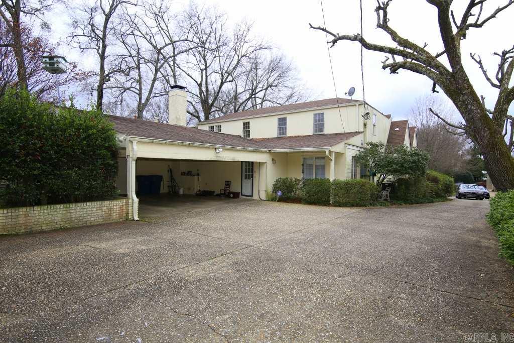 COUNTRY CLUB HGTS - Residential
