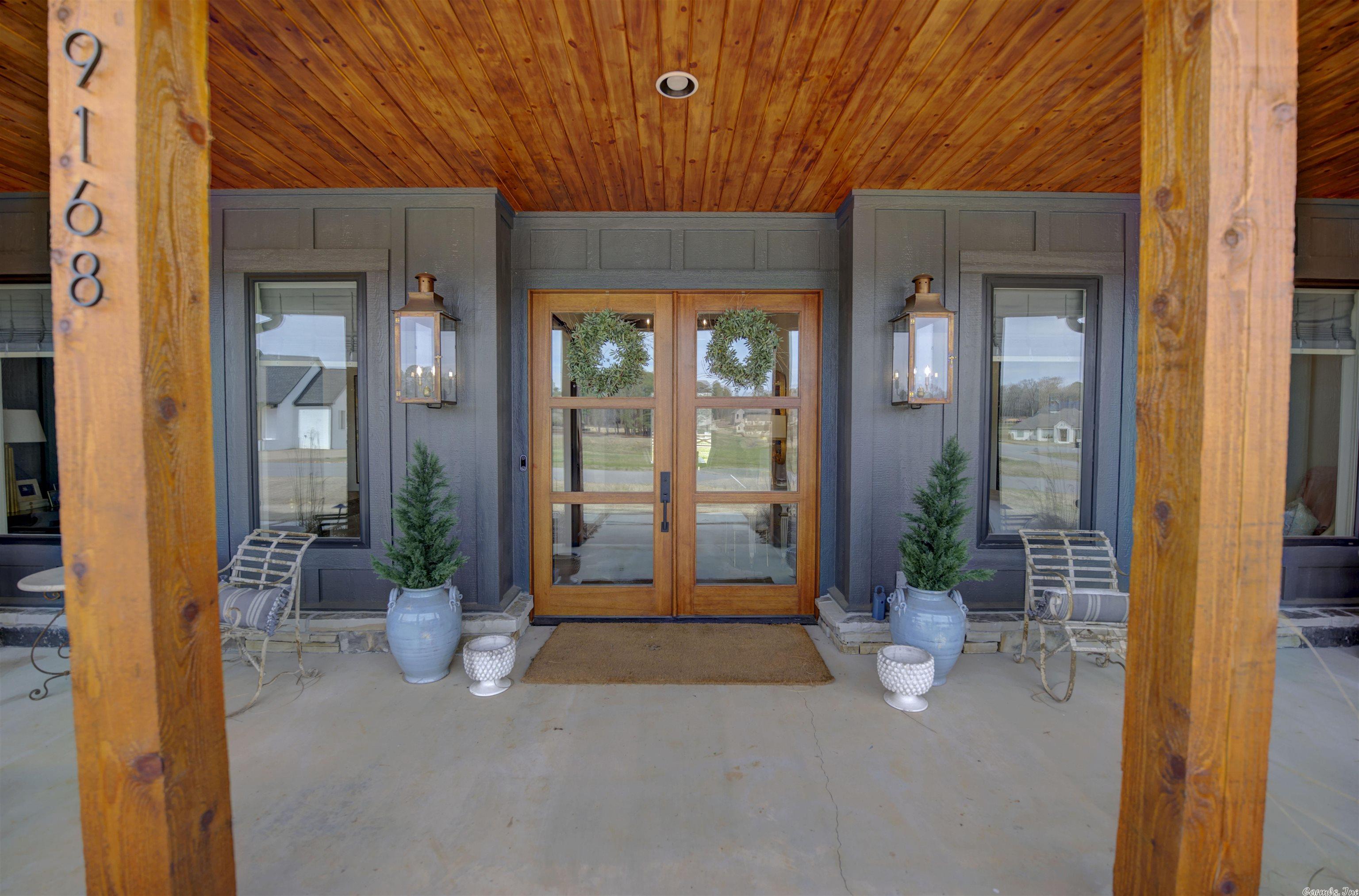 THE STABLES - Residential
