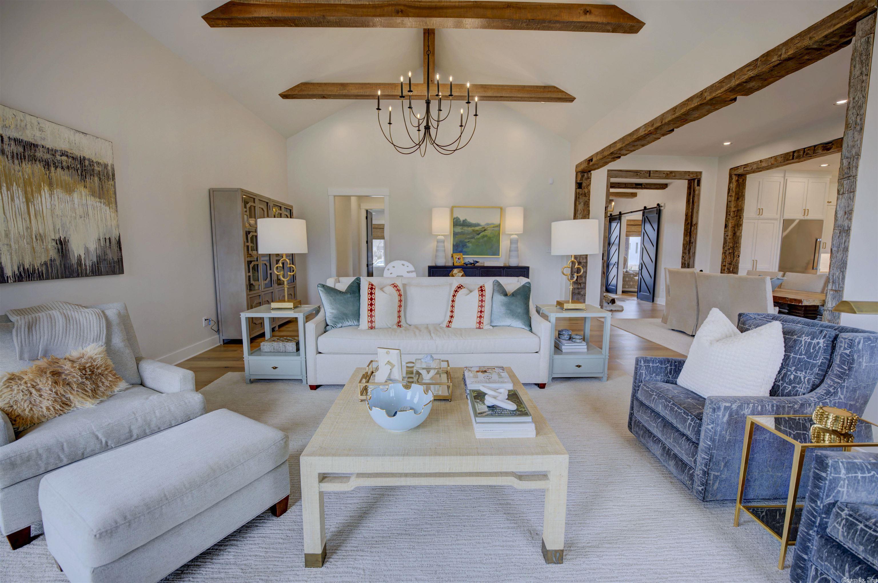 THE STABLES - Residential