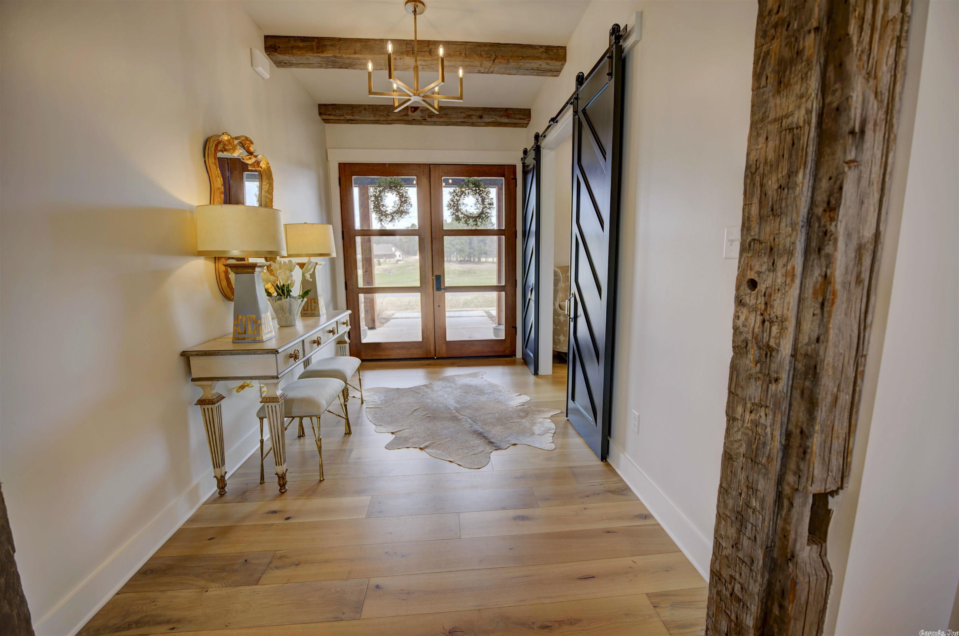THE STABLES - Residential