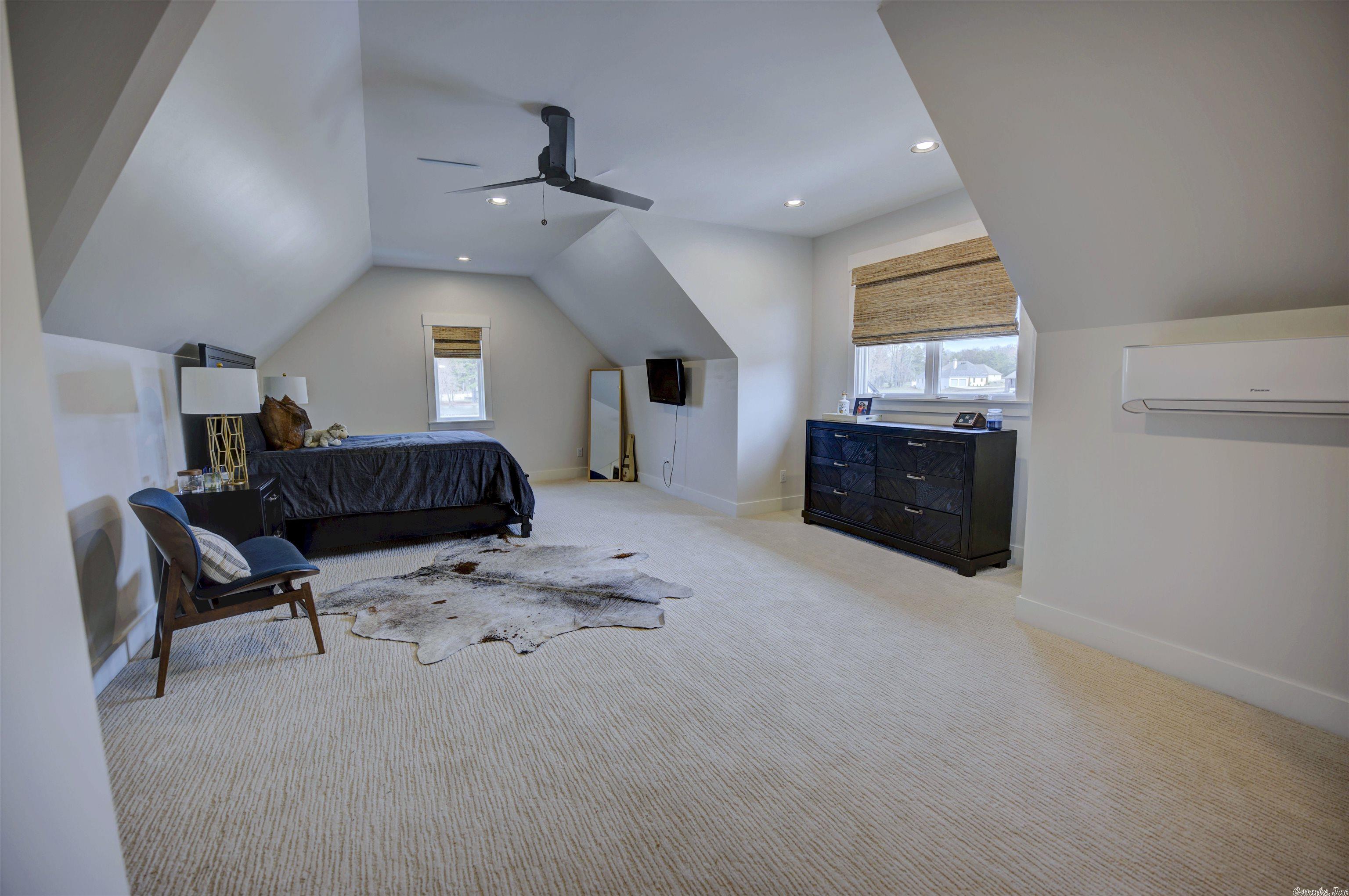 THE STABLES - Residential
