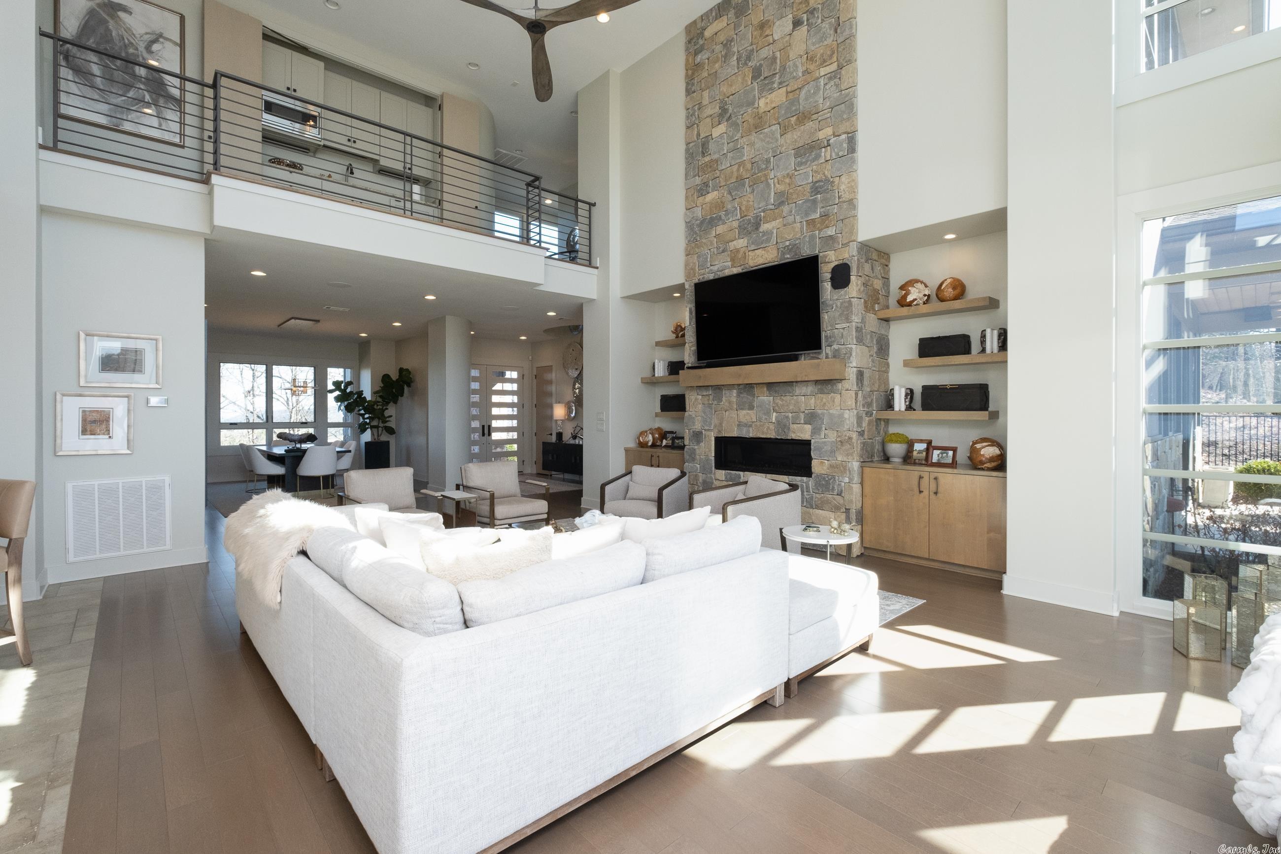 FALCON RIDGE ESTATES - Residential