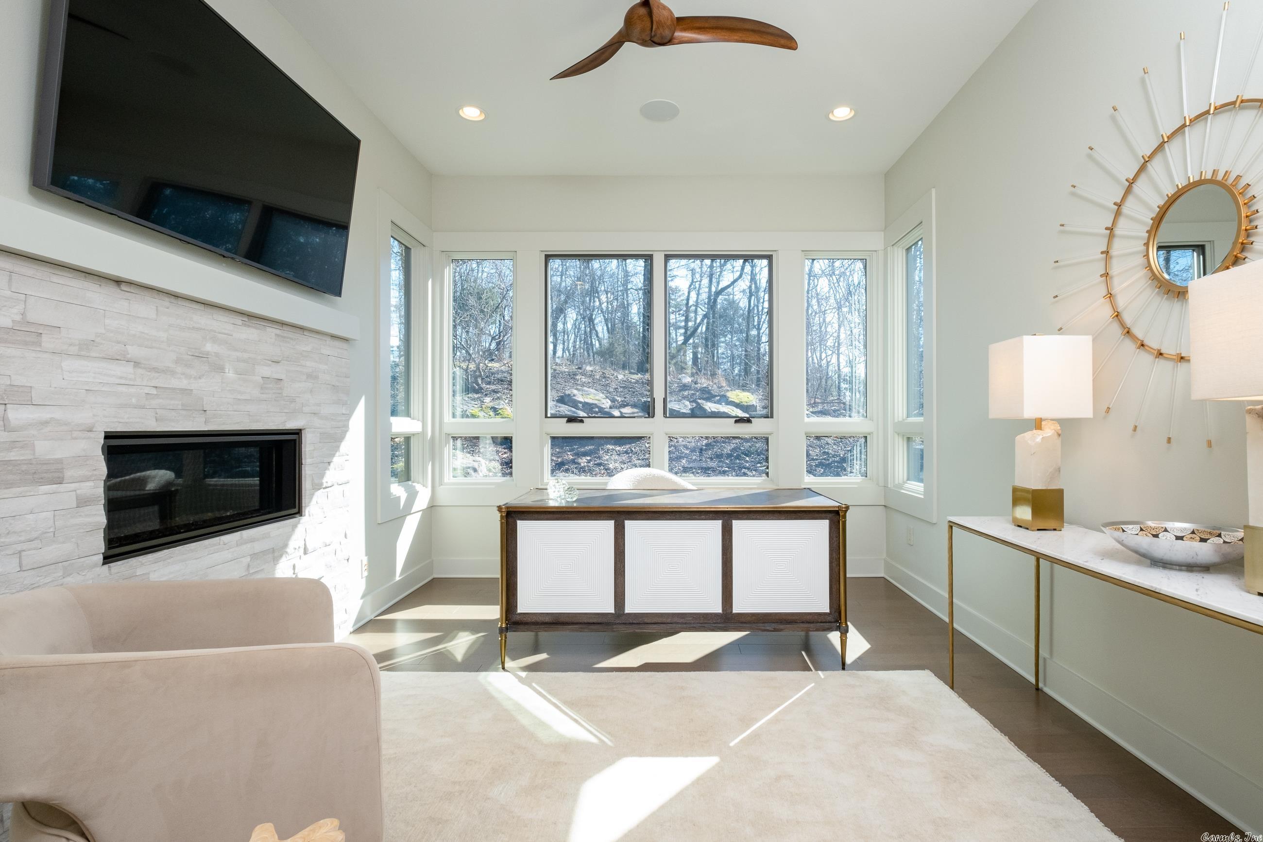 FALCON RIDGE ESTATES - Residential