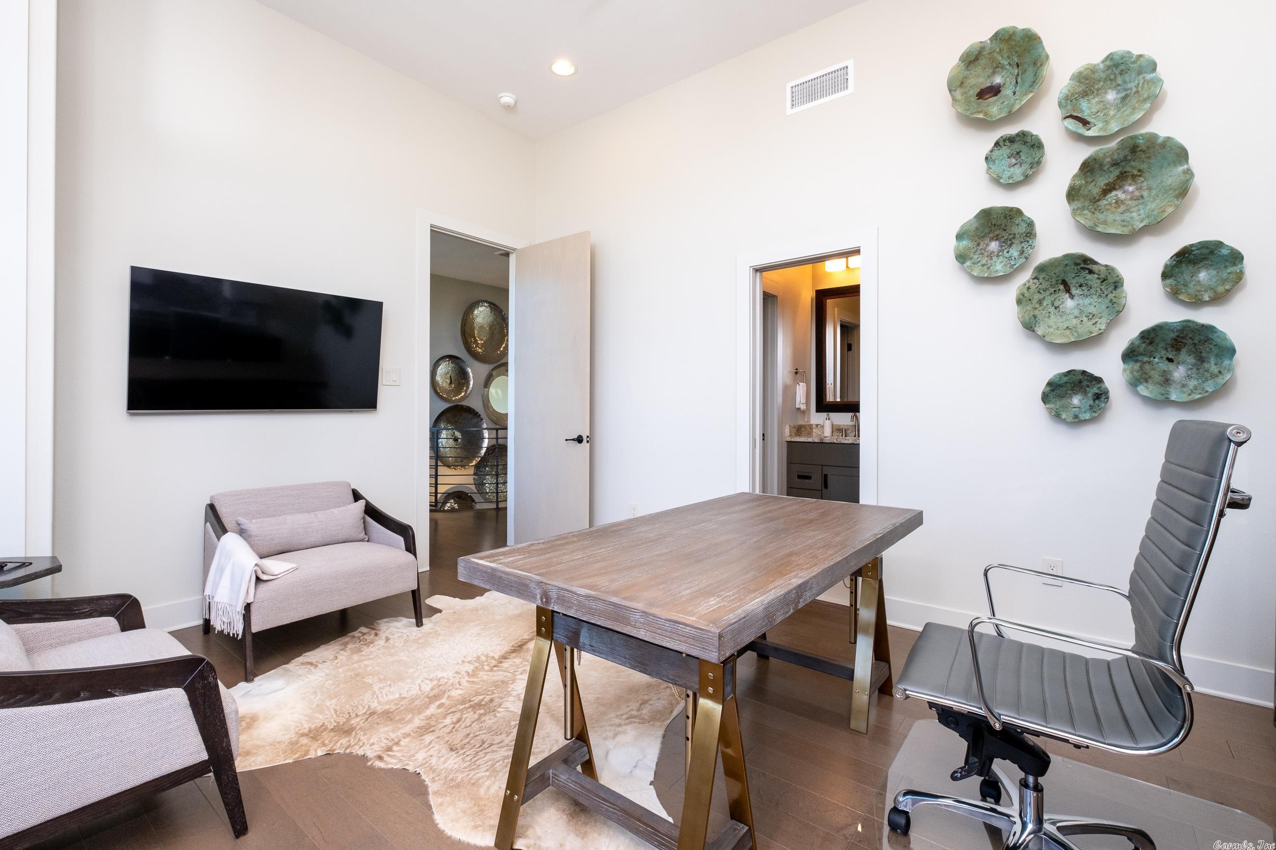 FALCON RIDGE ESTATES - Residential