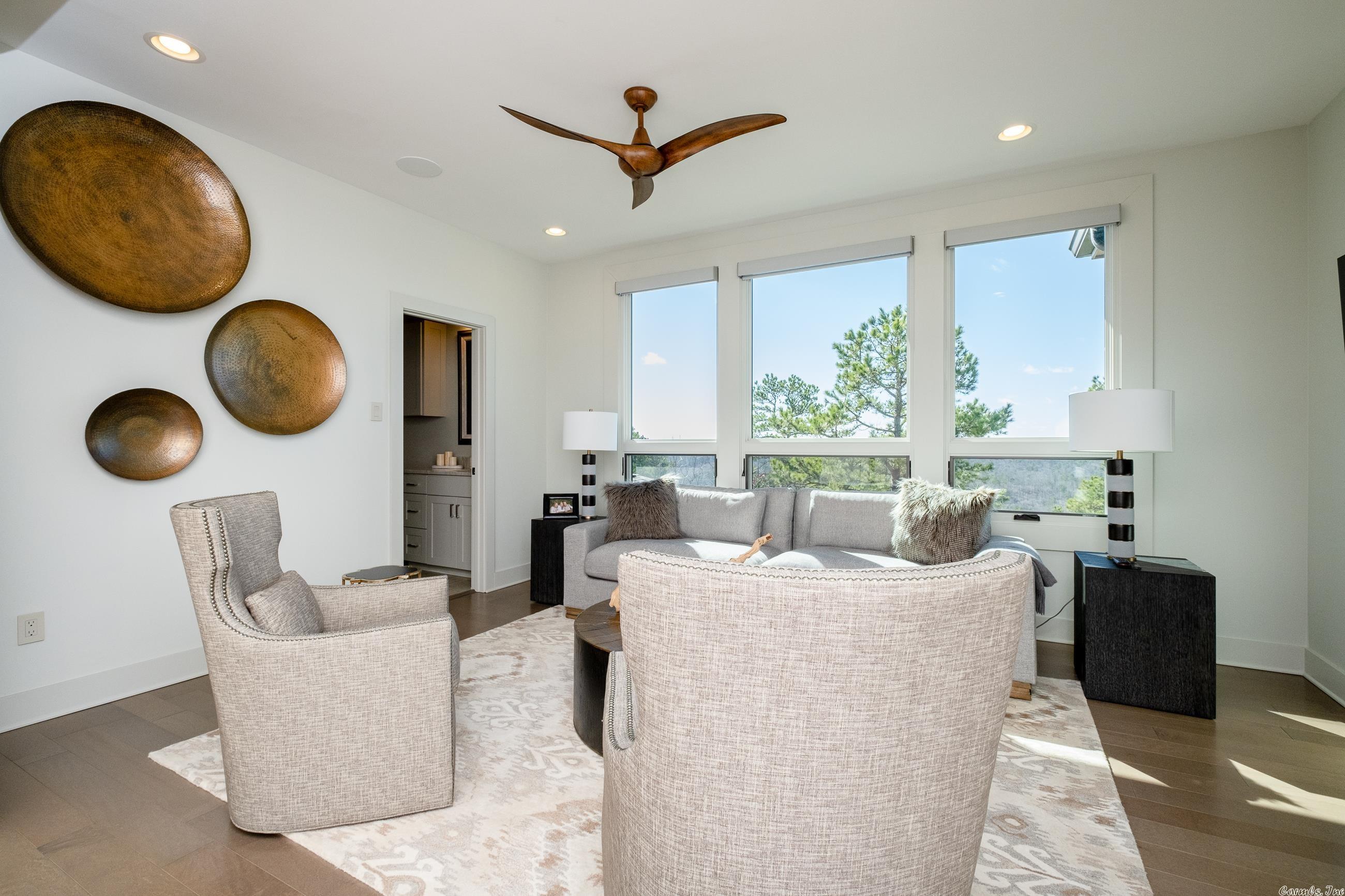 FALCON RIDGE ESTATES - Residential