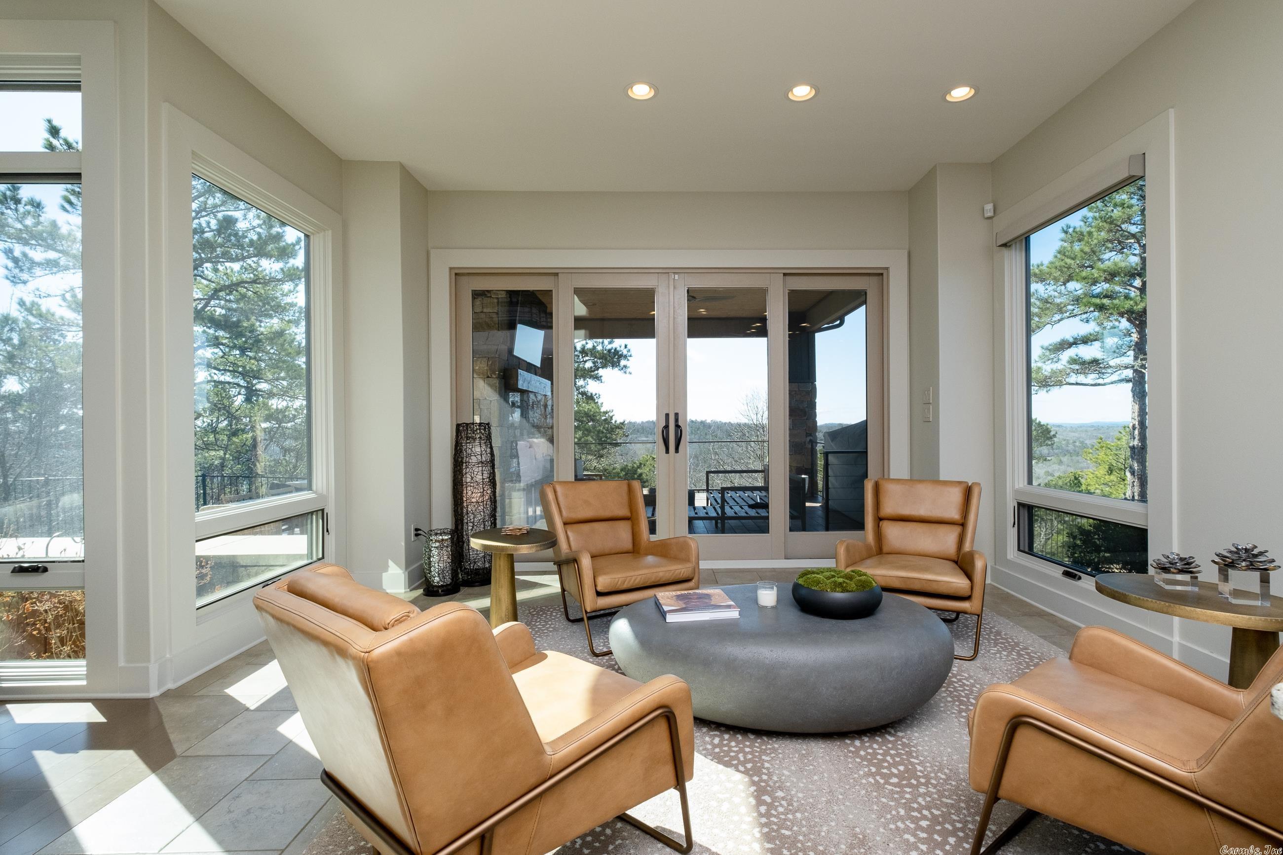 FALCON RIDGE ESTATES - Residential