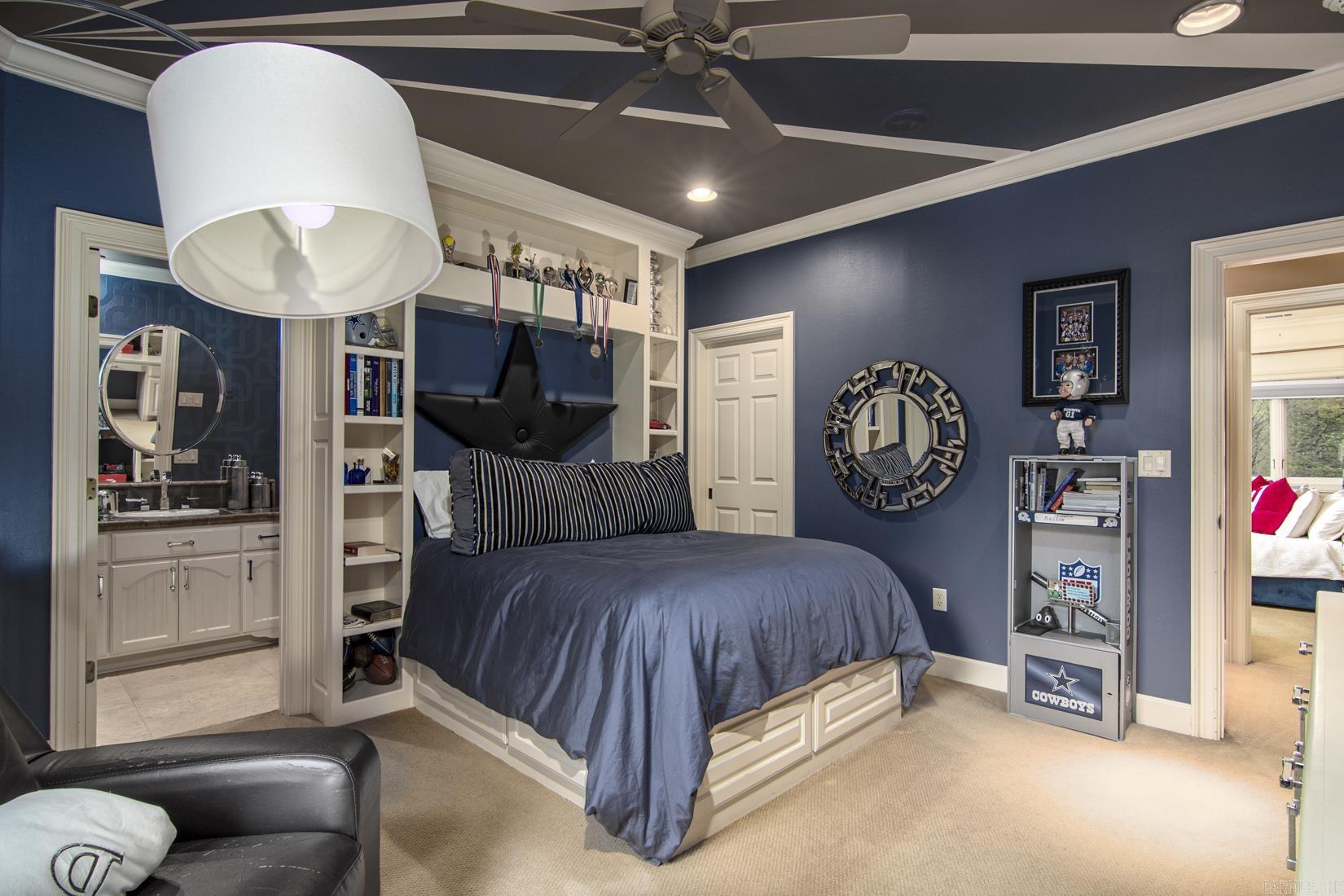 VALLEY FALLS ESTATES - Residential
