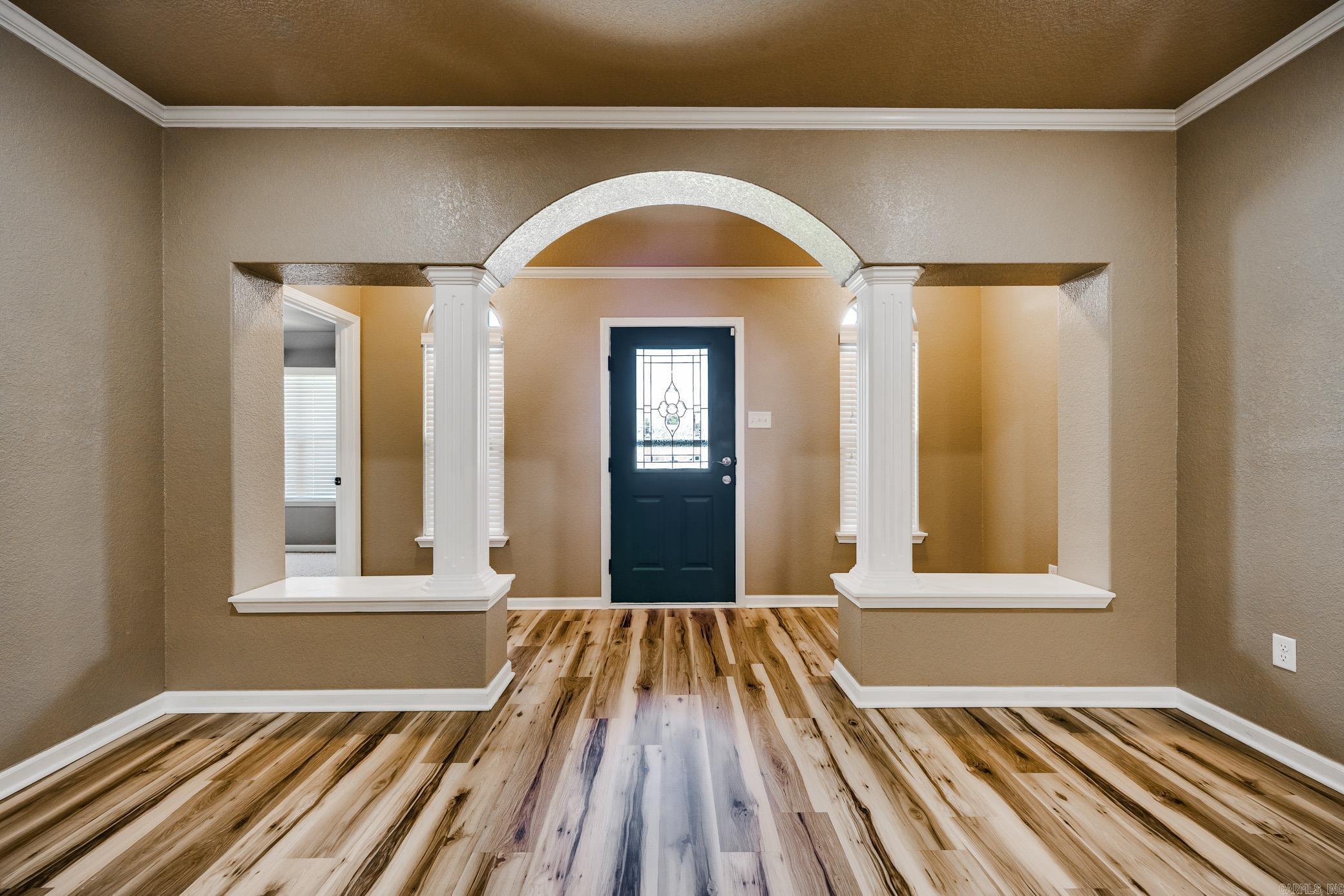 NORTH HILLS - Residential