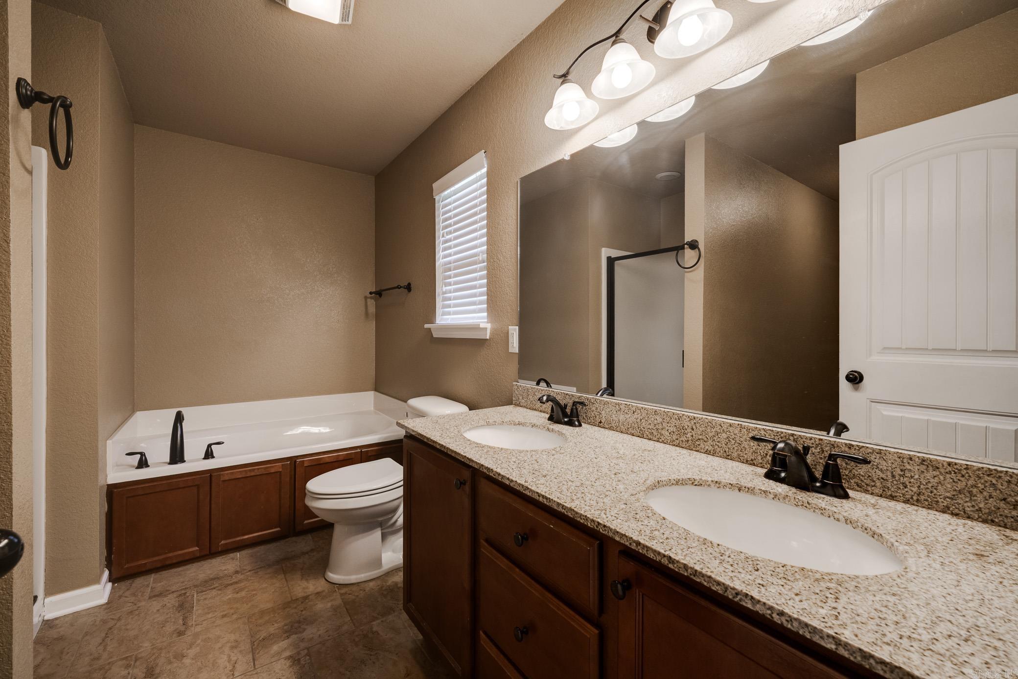 NORTH HILLS - Residential