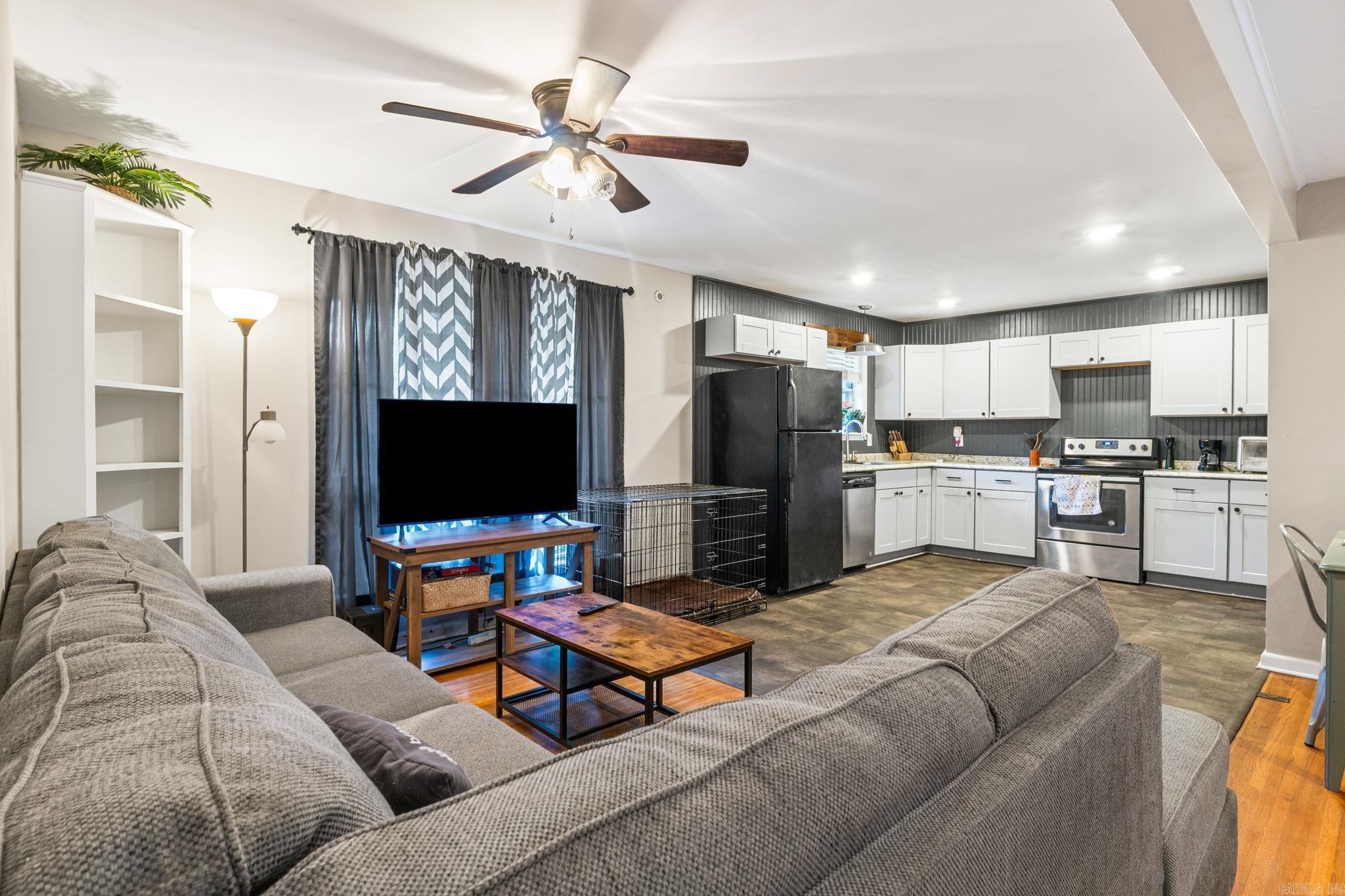 BROADVIEW - Residential