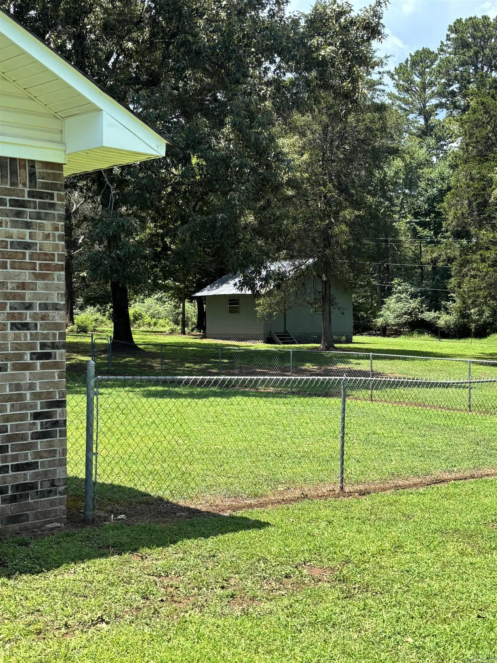 LAKEWOOD ESTATES - Residential