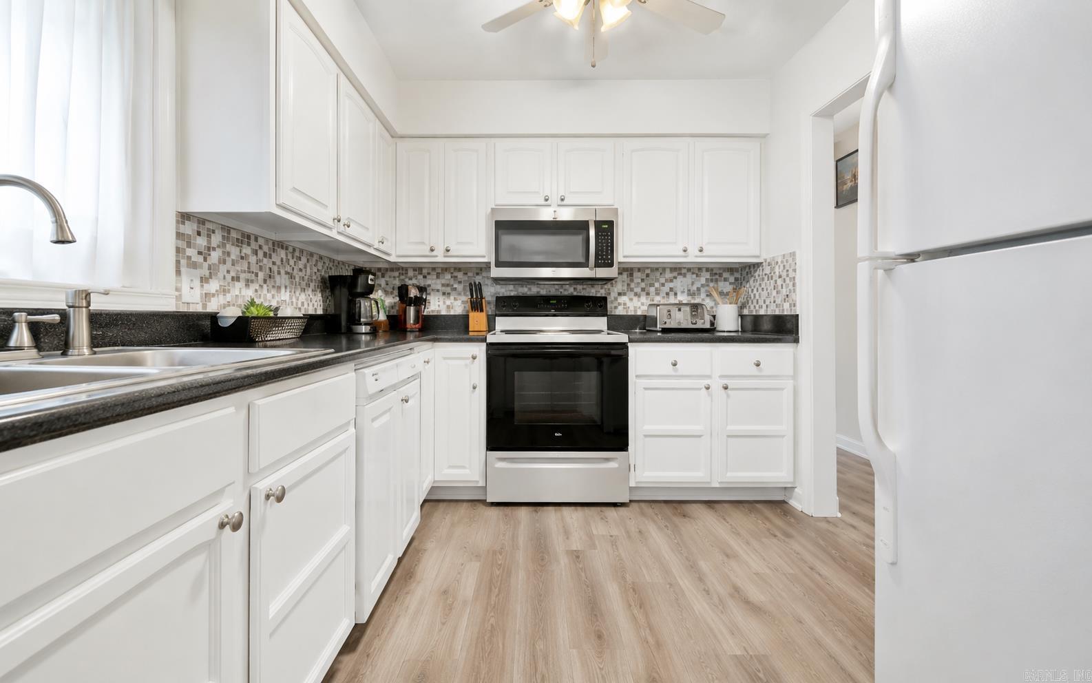 CORONADO COURTS - Residential