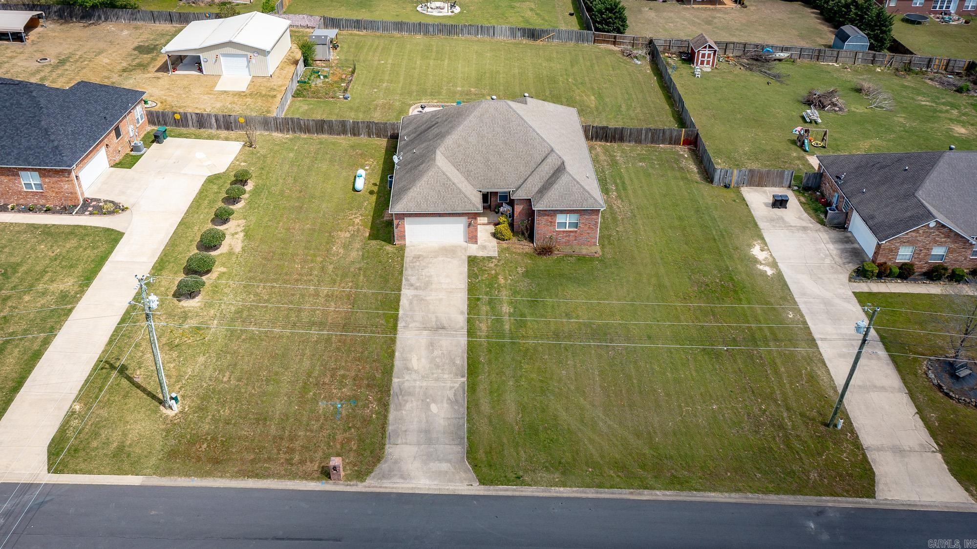 TRIPLE J ESTATES - Residential