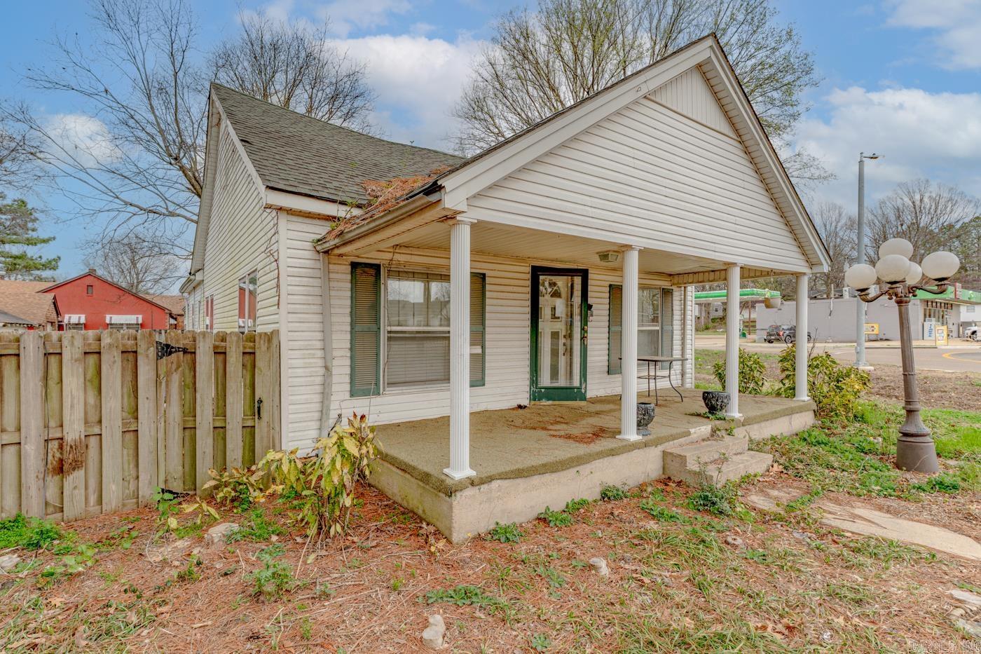 COTTAGE - Residential