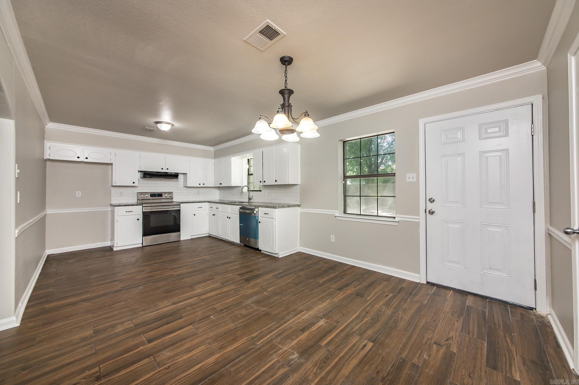 PHEASANT RUN - Residential