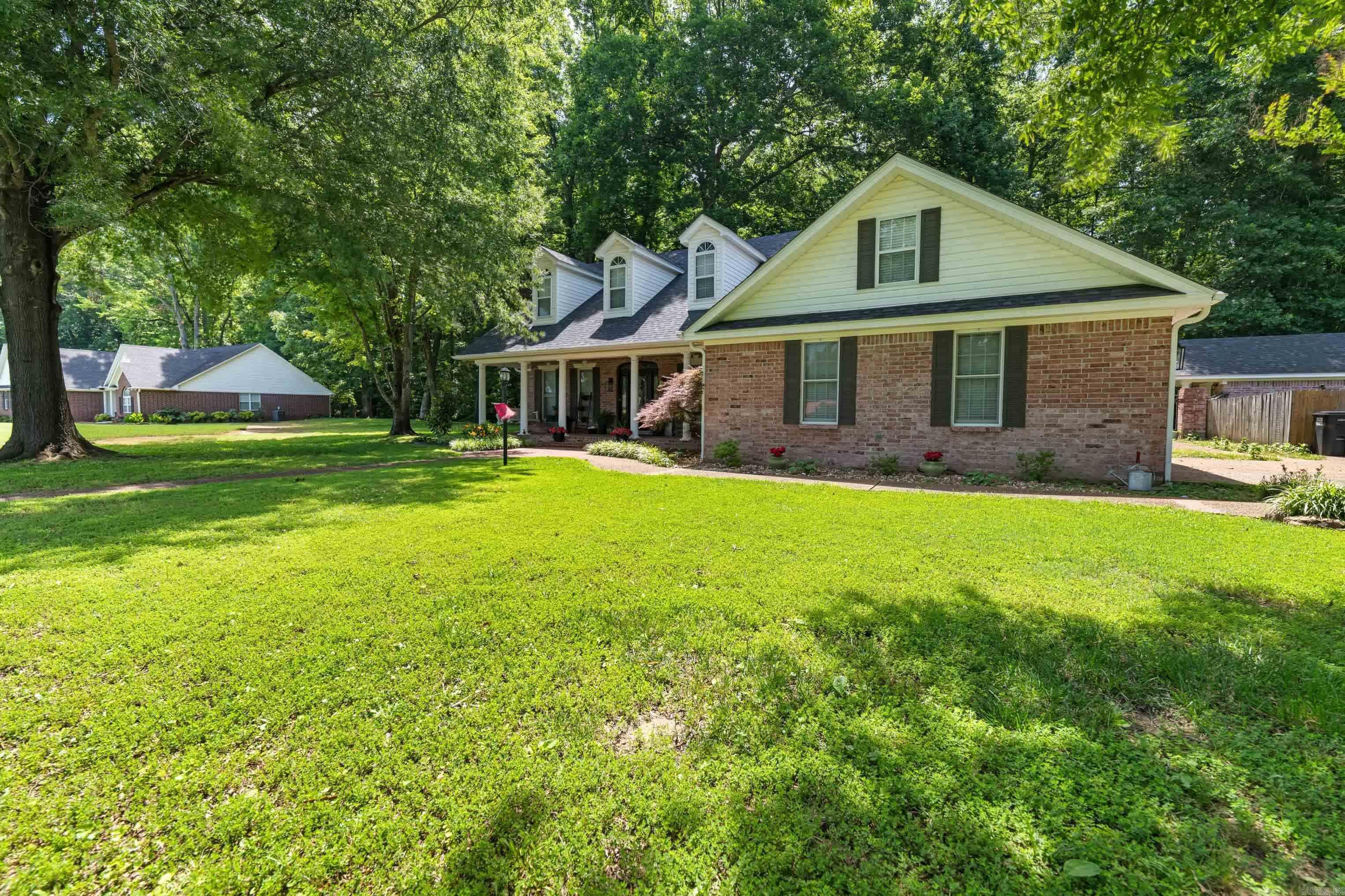 RIVER DRIVE ESTATES - SOUTH - Residential