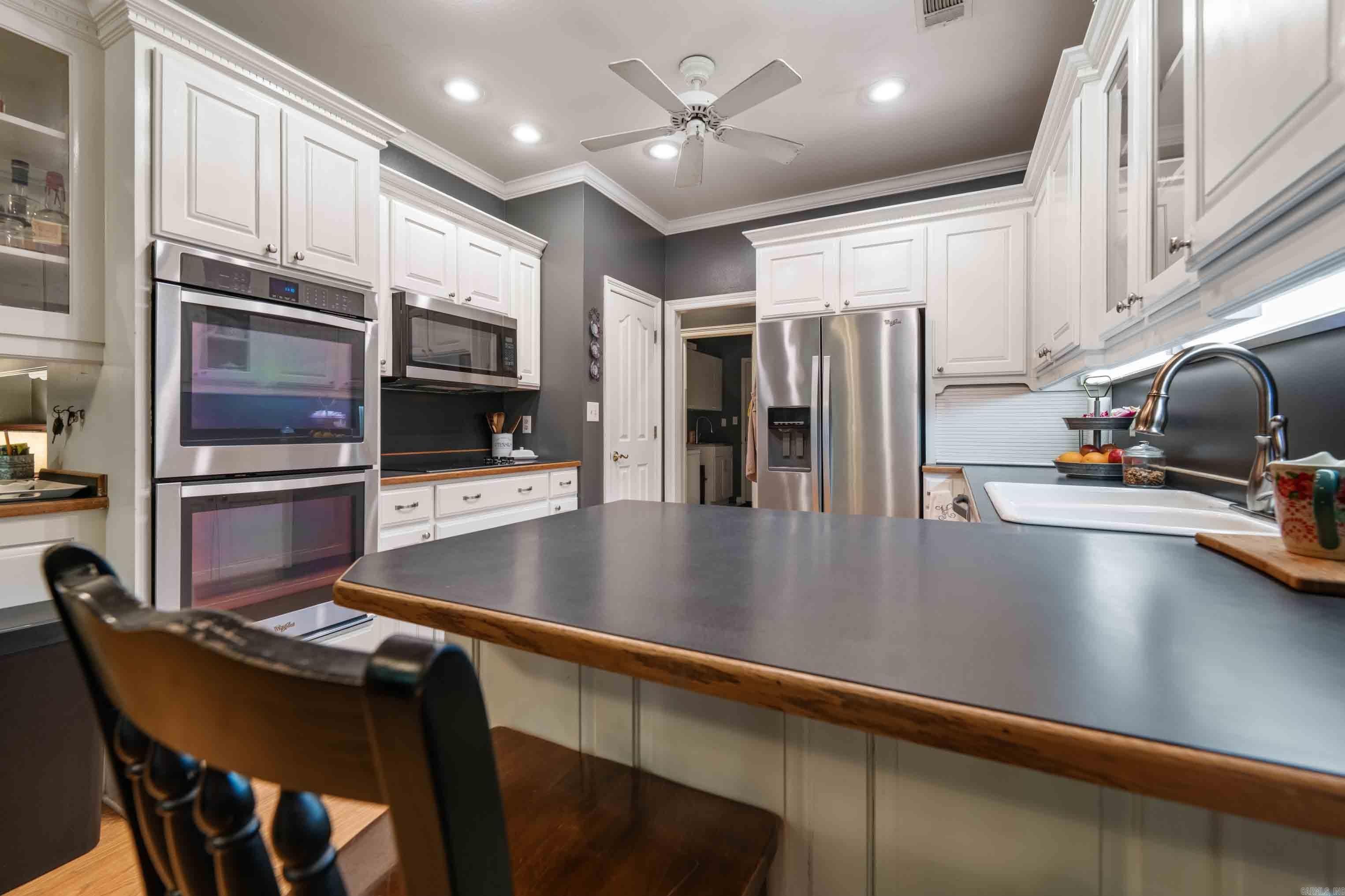 RIVER DRIVE ESTATES - SOUTH - Residential