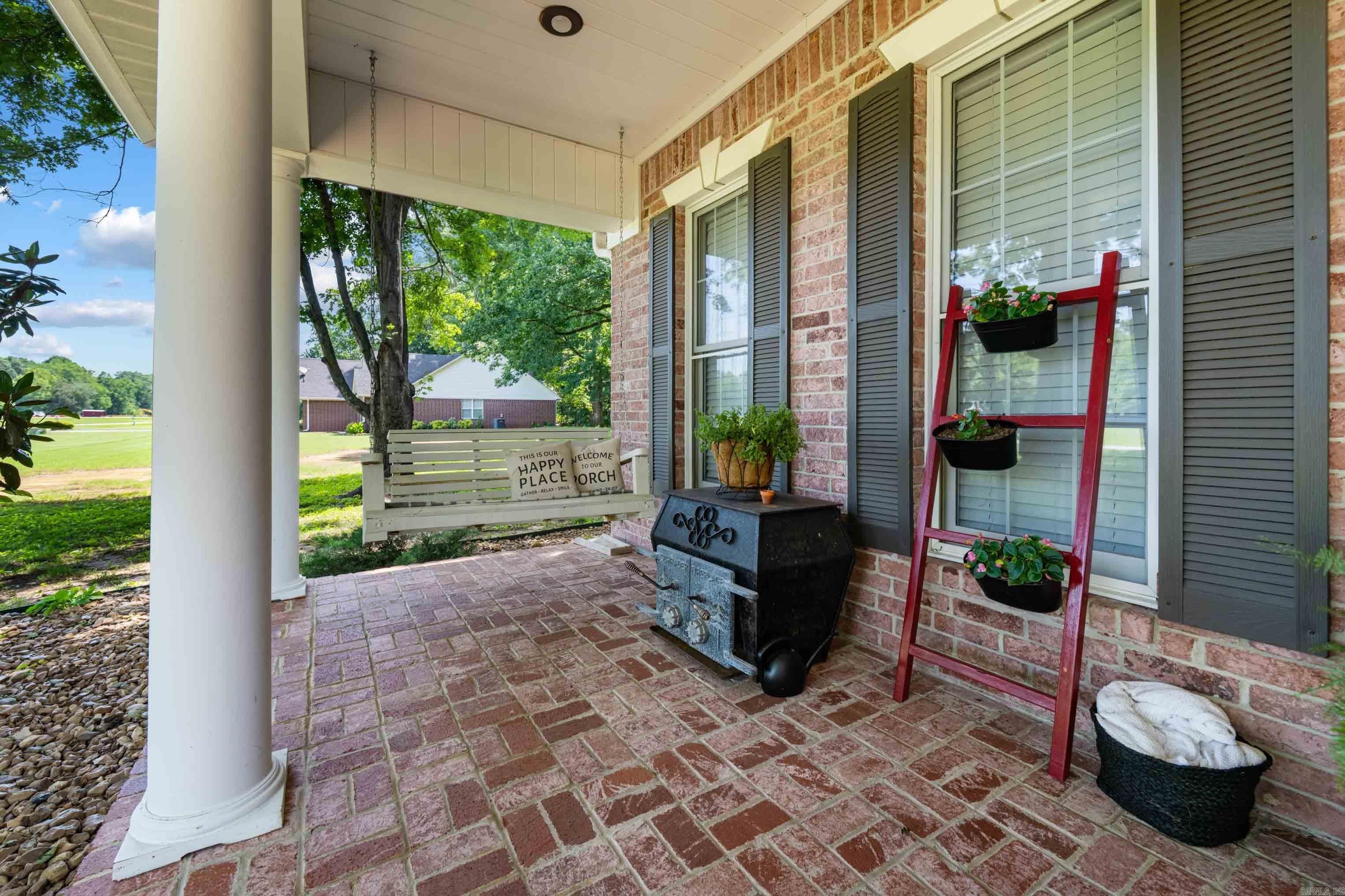 RIVER DRIVE ESTATES - SOUTH - Residential