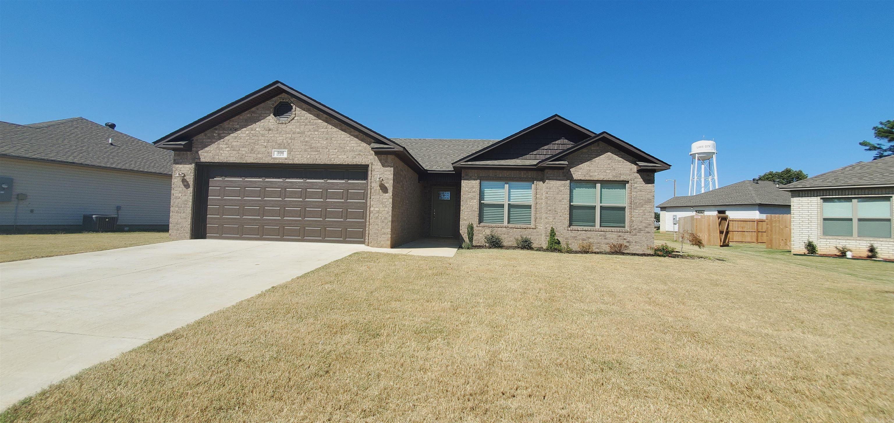 Beautiful 3 bedroom & 2 bath in pristine condition in Lake City. Open floor plan with vaulted ceiling, split bedroom plan with spacious Primary Bedroom & private bath with dual vanity & walk-in closet. Acid stained flooring throughout. Double garage & concrete patio. Water & garbage pick-up is with Lake City Water & Sewer, Entergy Electric & Internet was Ritter (check with your preferred internet provider).