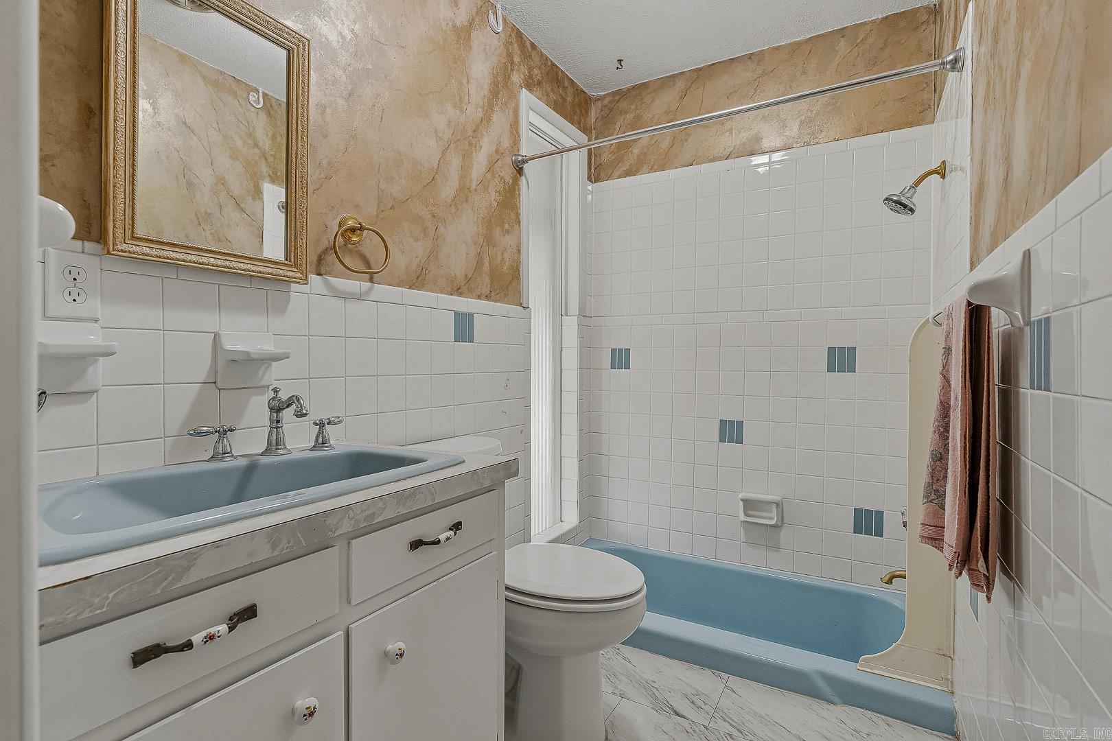 Ruth Ann - Residential