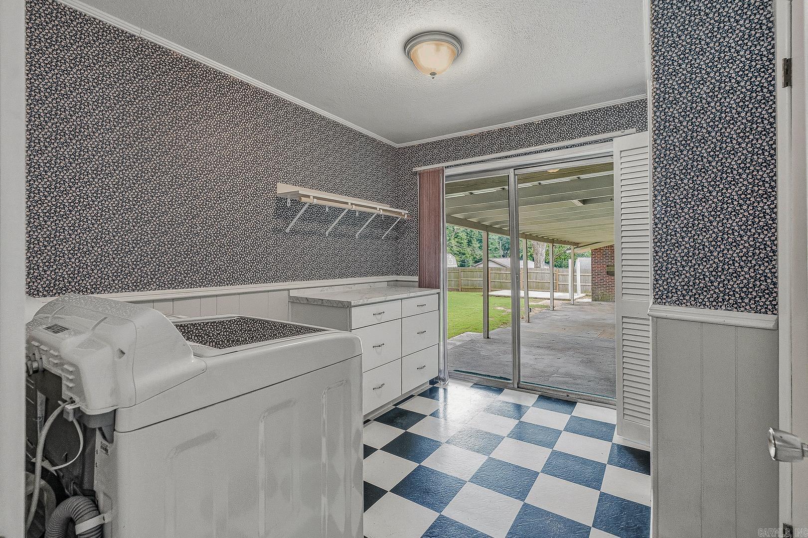 Ruth Ann - Residential