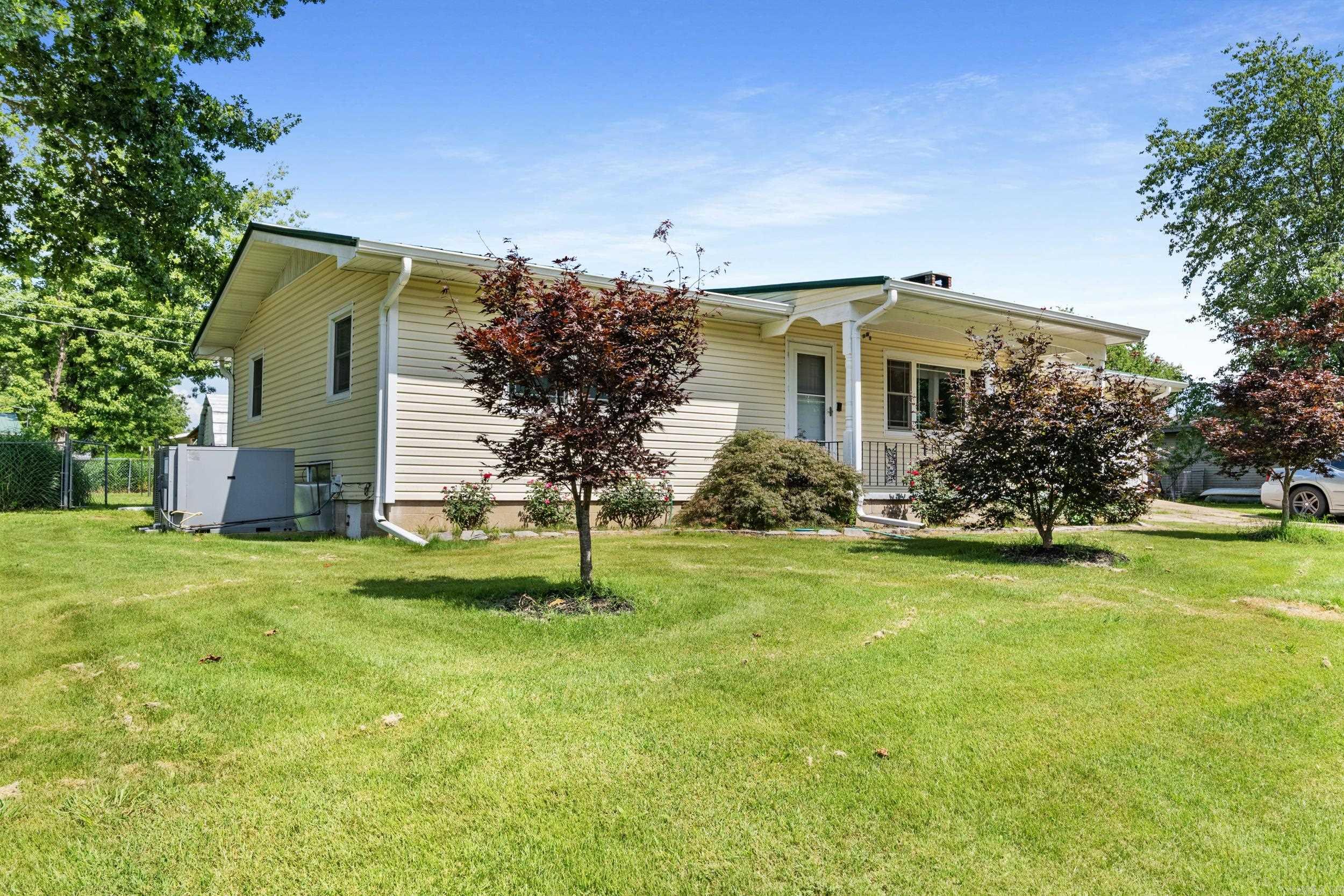 EAST SIDE FEW ACRES - Residential