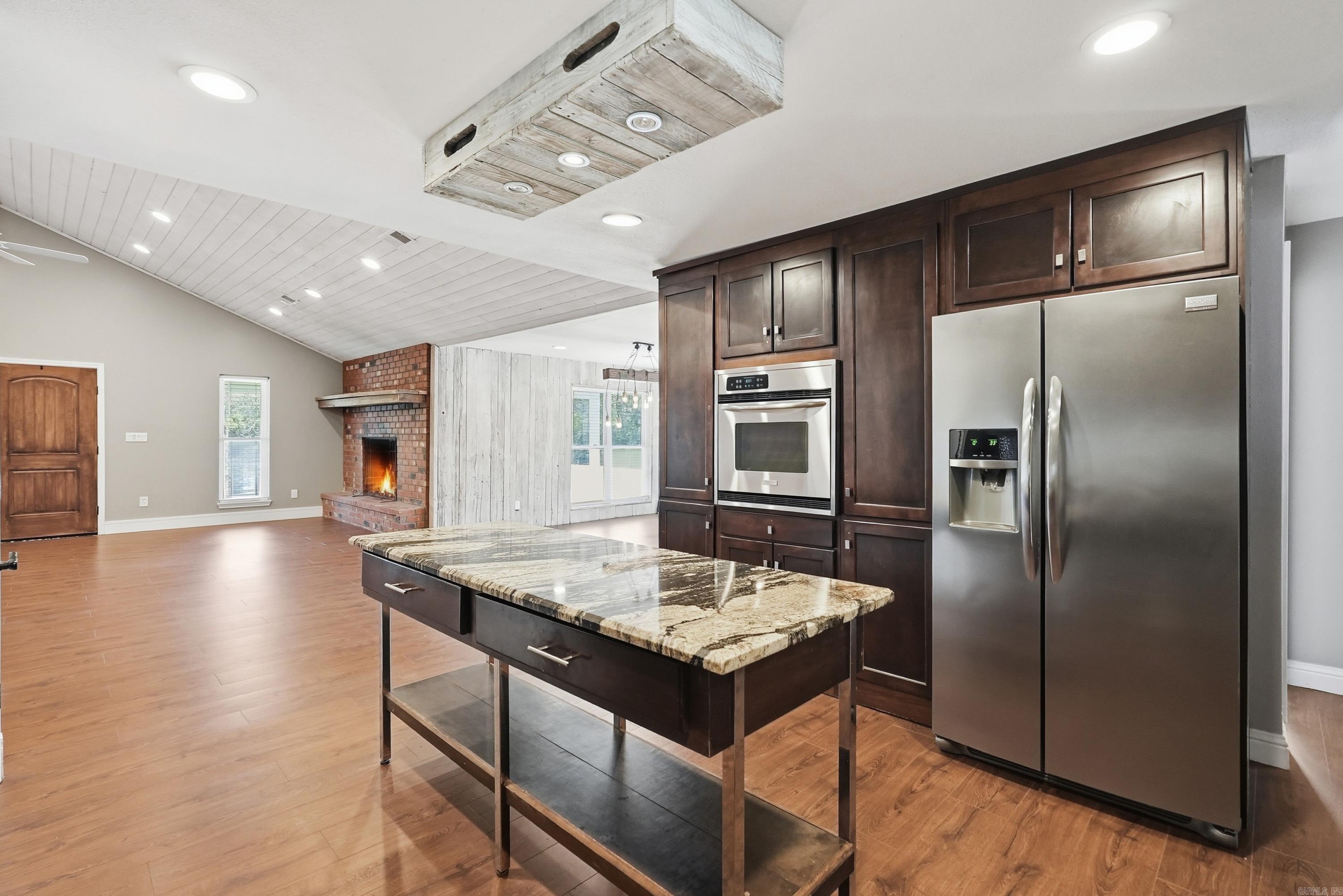 TWIN COVE ESTATES - Residential