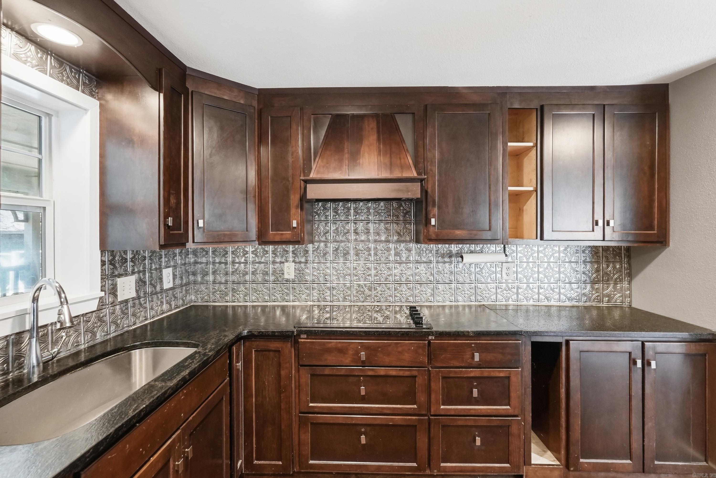 TWIN COVE ESTATES - Residential