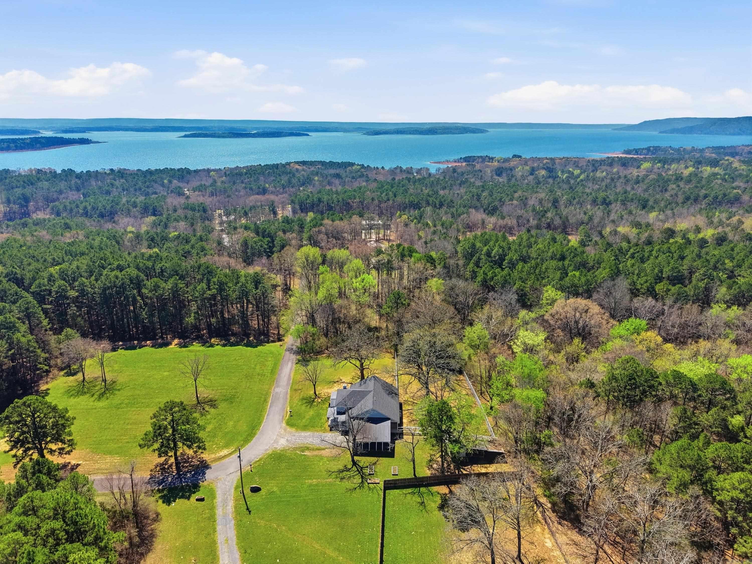 TWIN COVE ESTATES - Residential