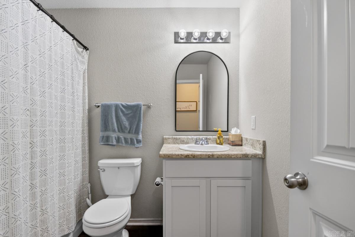 AUBURN HILLS - Residential