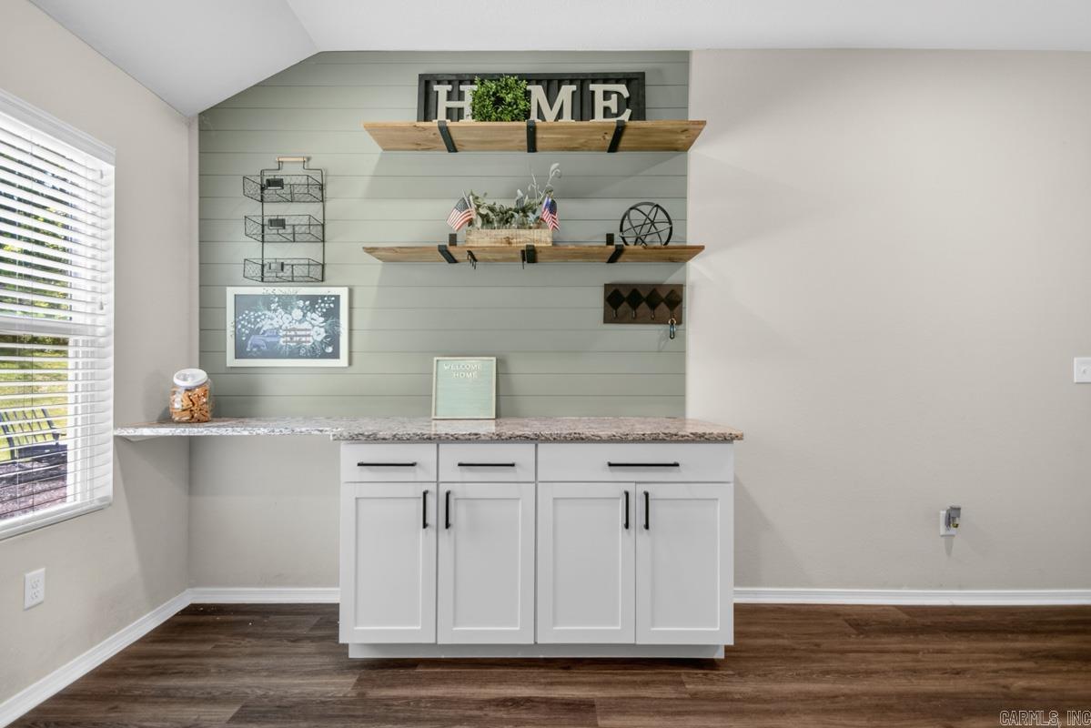 AUBURN HILLS - Residential