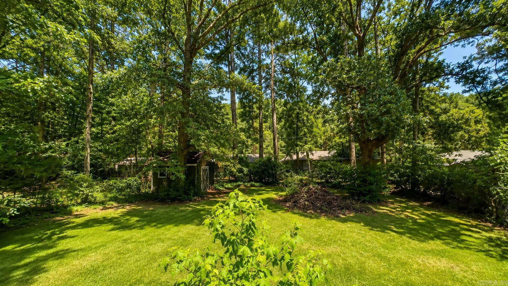 WATSON MANOR - Residential