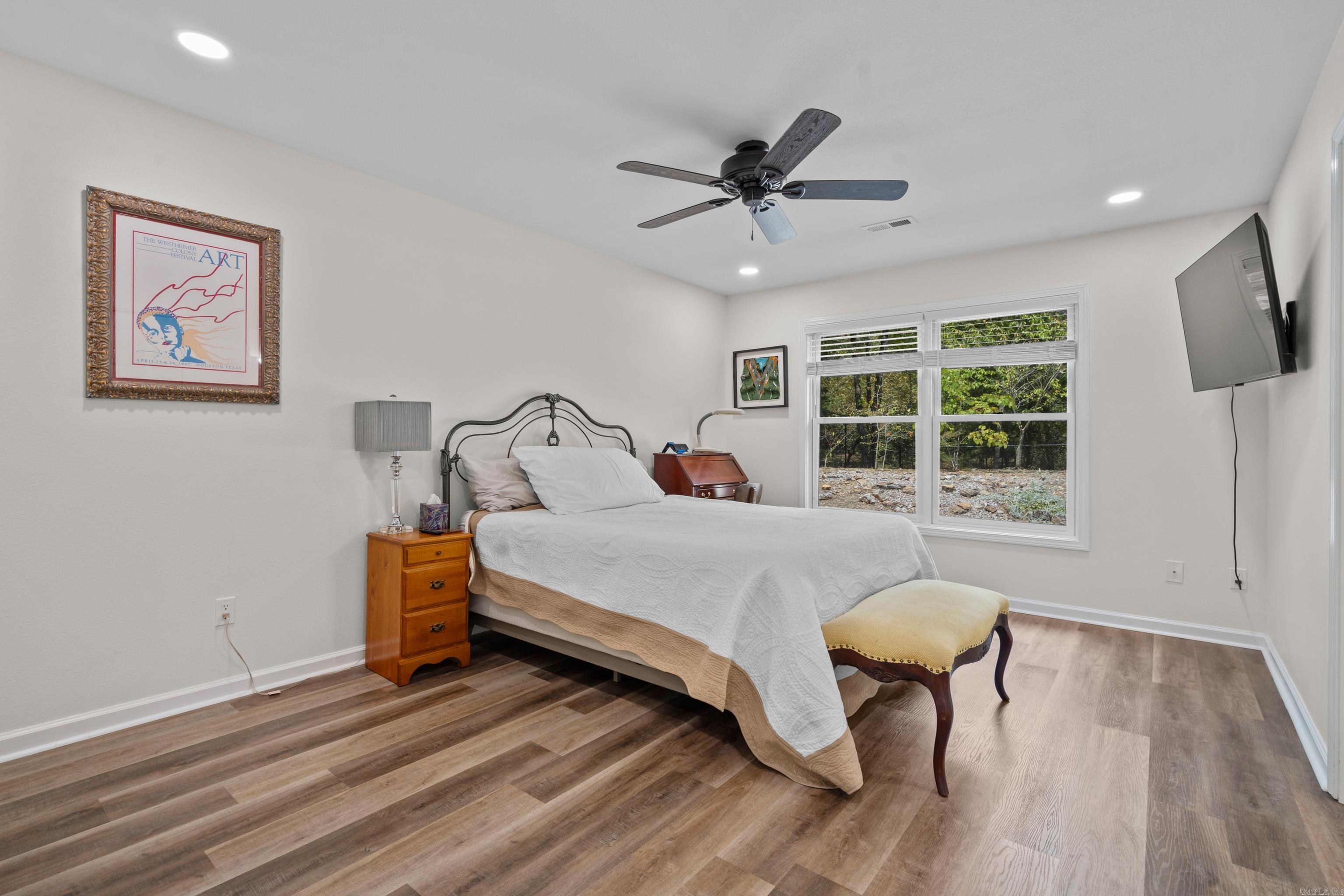 Cresta - Residential
