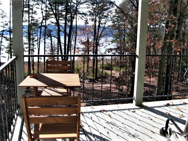 NORTH SHORE - LAKE - Residential